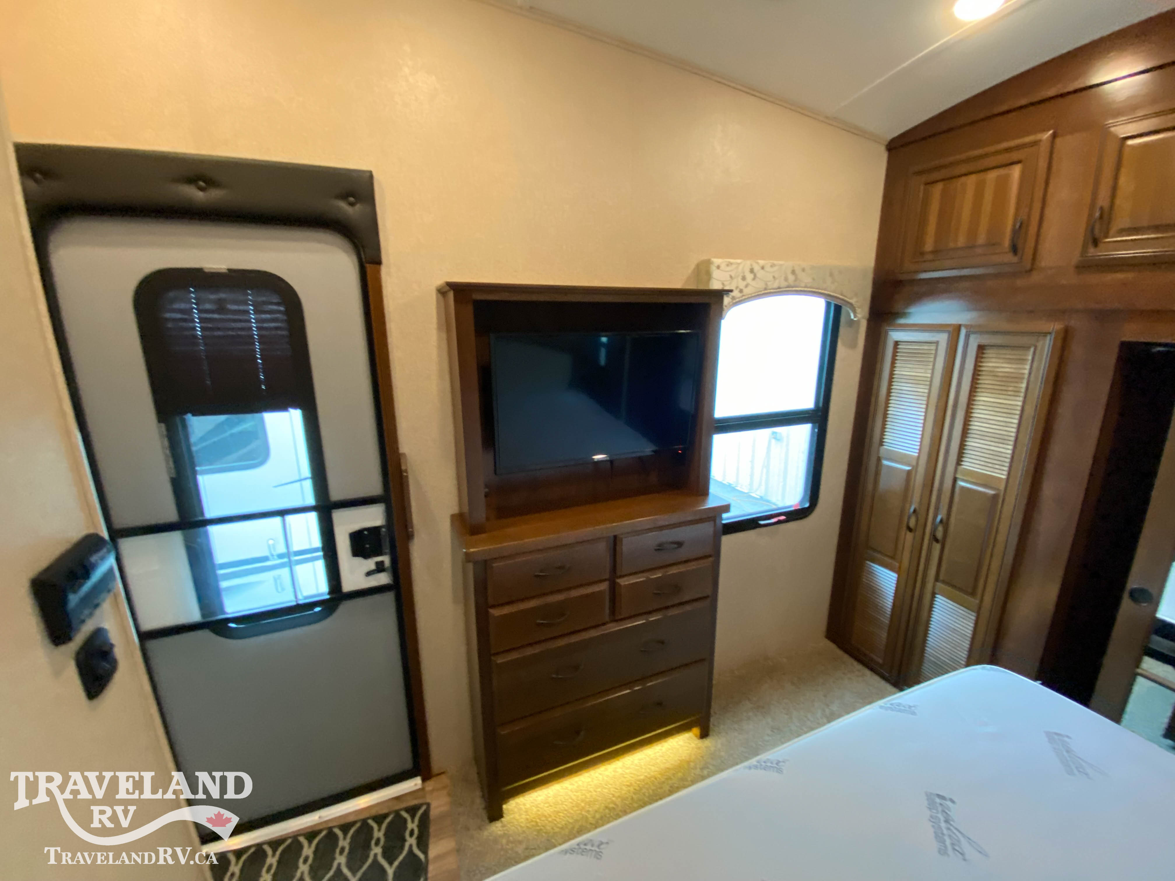 2016 Jayco Pinnacle 38FLSA - Image 21