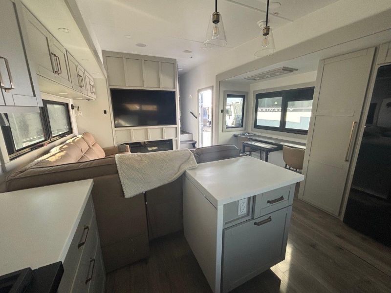 2026 Brinkley RV Model Z 3200 - Image 7