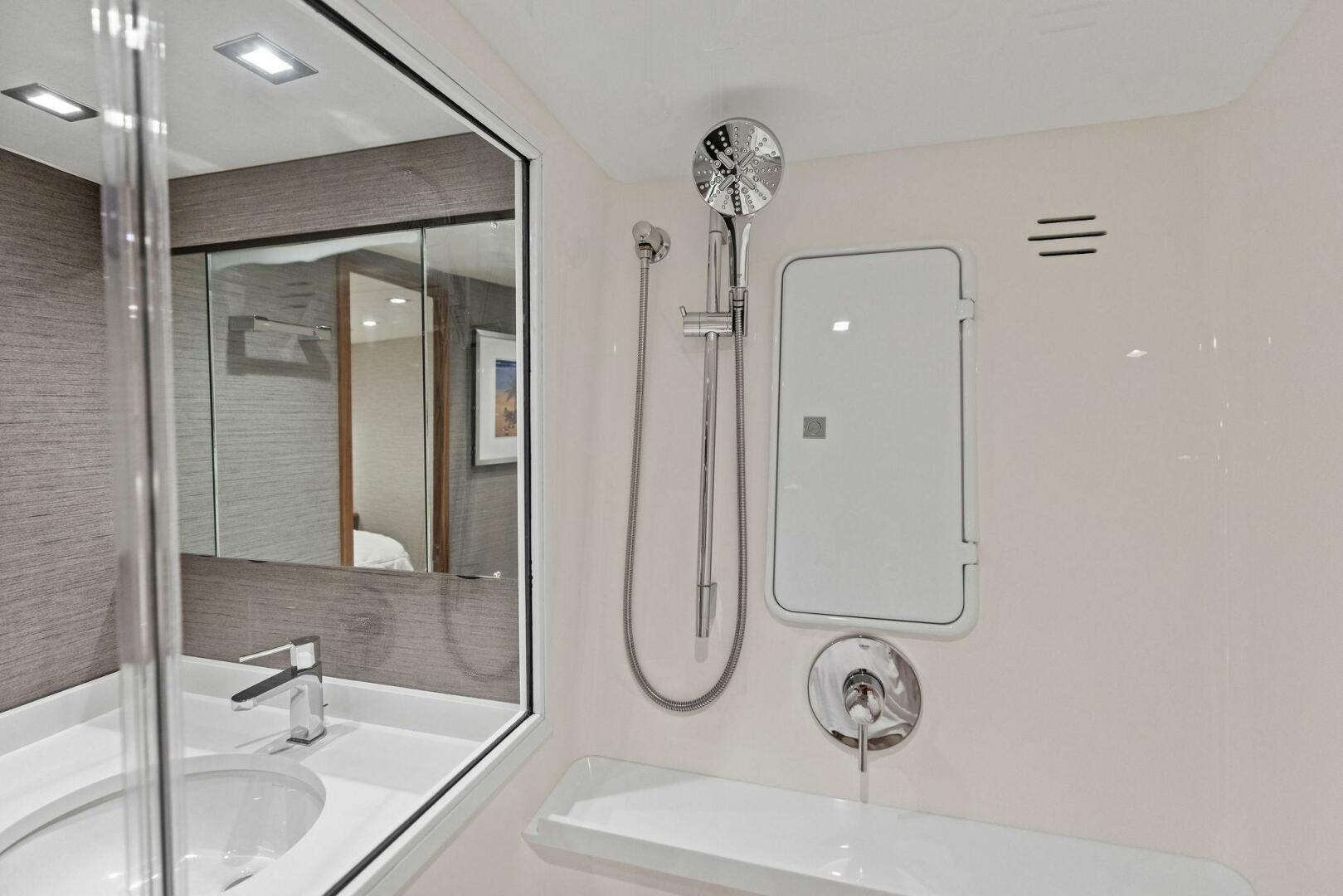 2023 Viking 54 Convertible - Image 22