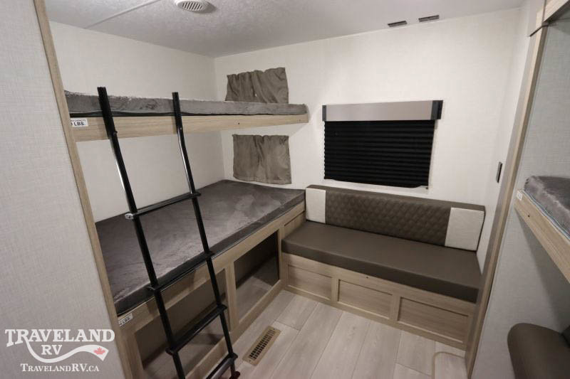 2025 KZ RV Sportsmen SE 332BHKSE - Image 18