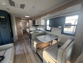 2027 THOR MOTOR COACH MAGNITUDE GA31 - Image 25