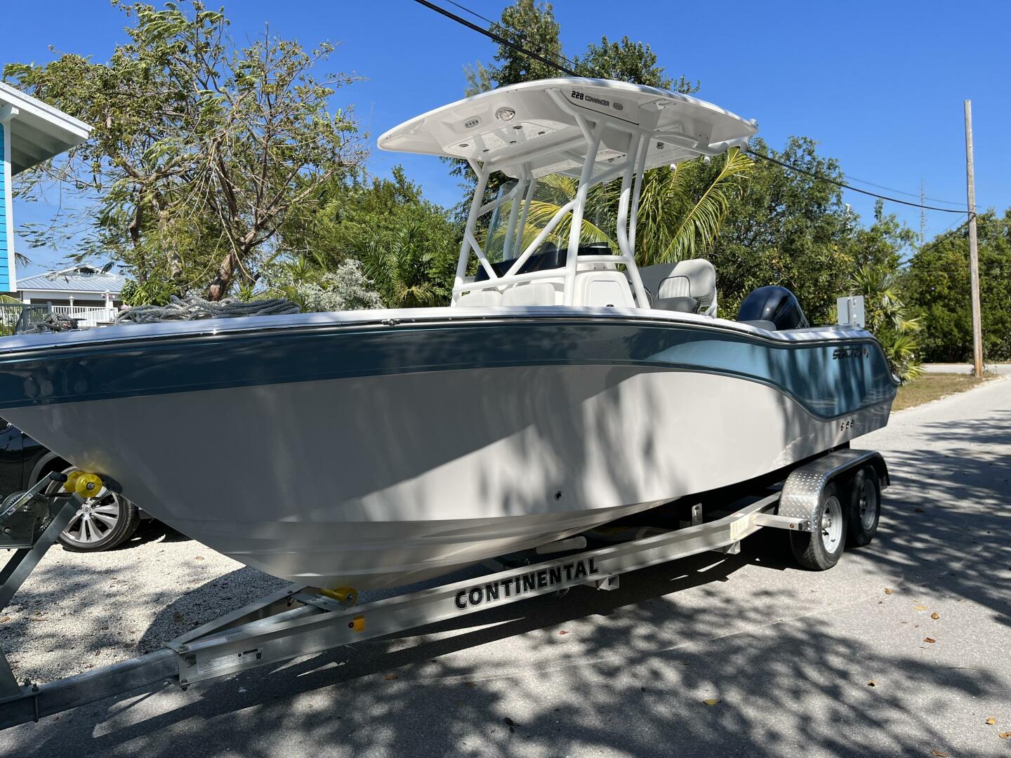2022 Sea Fox 228 Commander CC Base - Image 2