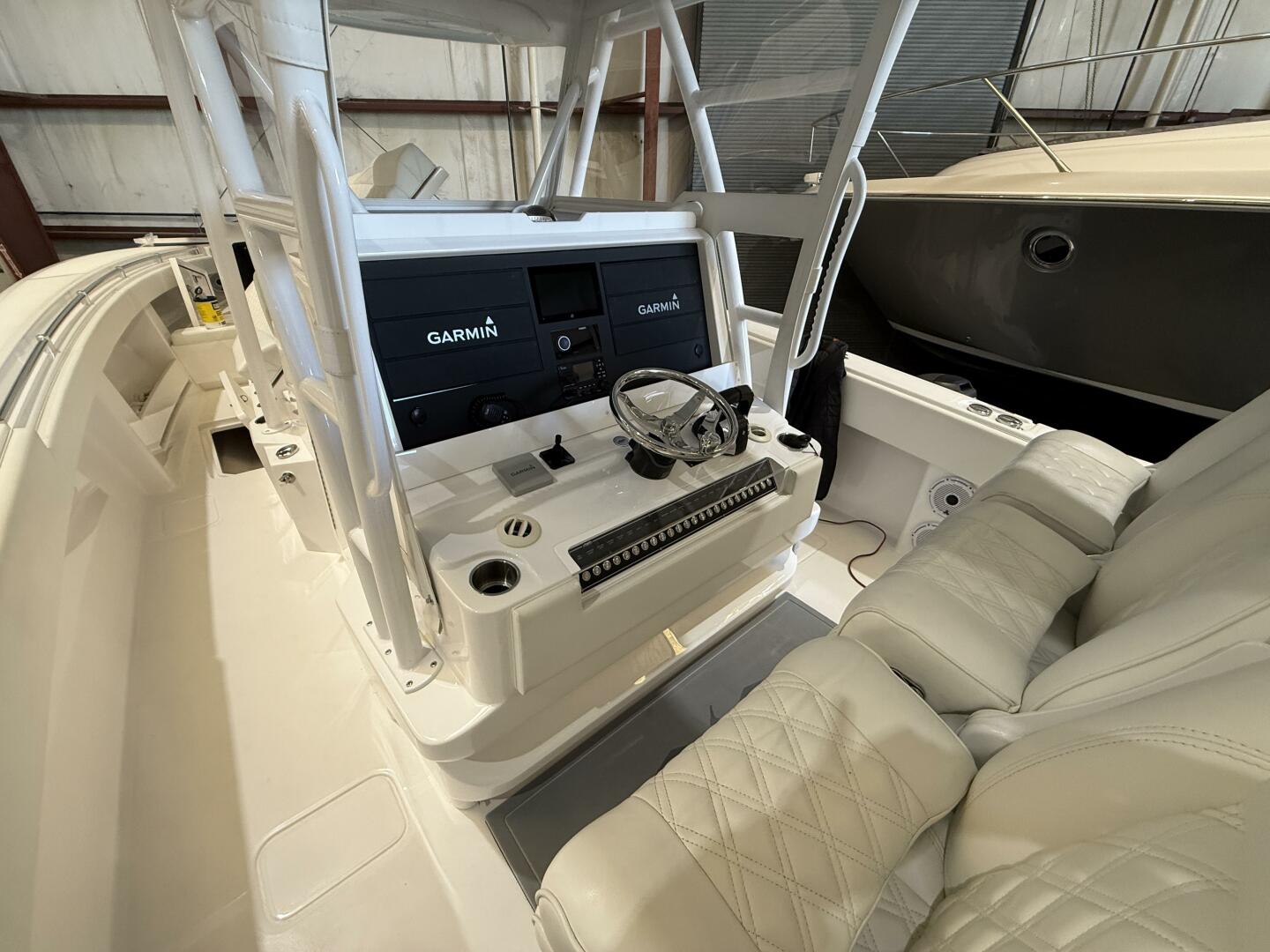 2022 Invincible 39 Open Fisherman - Image 19