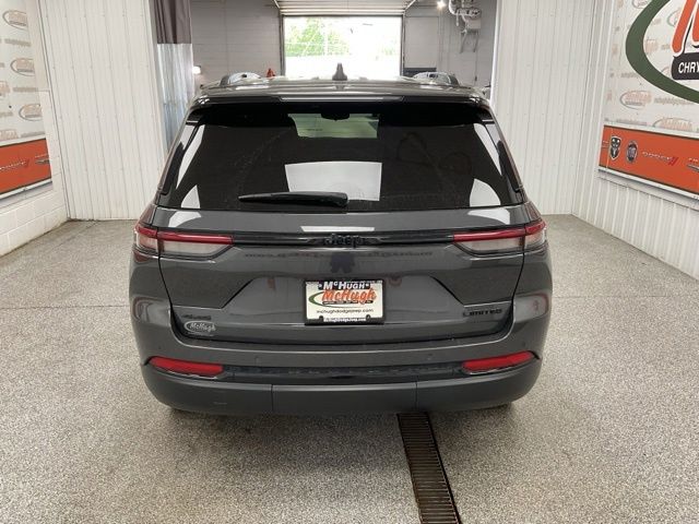2023 Jeep Grand-Cherokee-L Laredo Altitude 4x4 - Image 6
