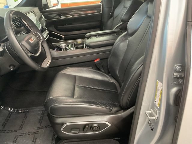 2022 Jeep Wagoneer Utility 4D Series II 4WD - Image 18