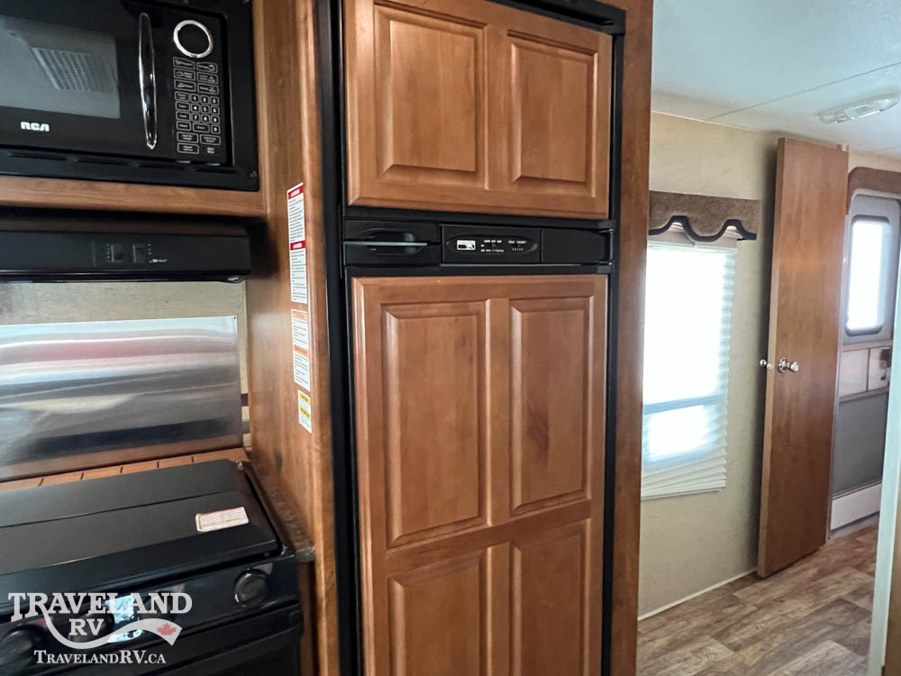 2012 OUTDOORS RV TIMBER RIDGE 250FLS HANDYMAN SPECIAL - Image 17