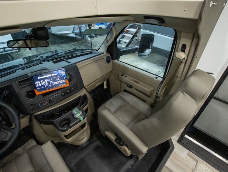 2026 Jayco Greyhawk 29MV - Image 25
