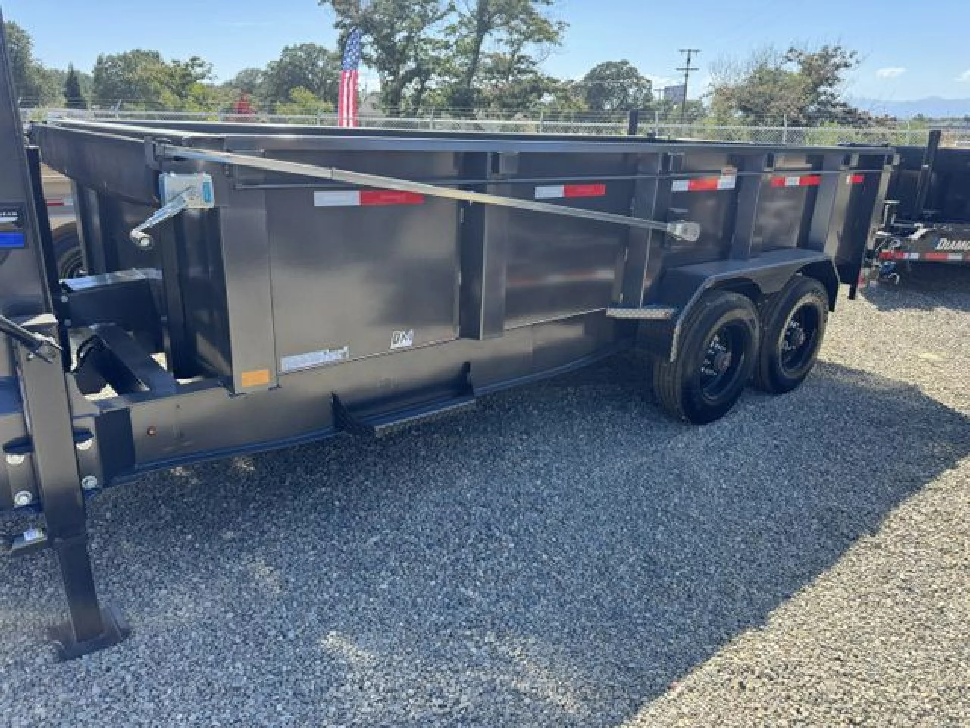 2026 DIAMOND C TRAILERS DIAMOND C LPT 210-GN HEAVY DUTY 16X82 32 SIDES - Image 6