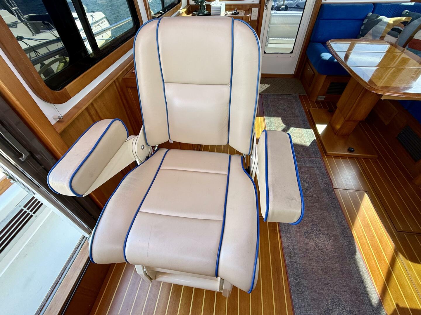 2006 Sabre 42 Sedan - Image 51
