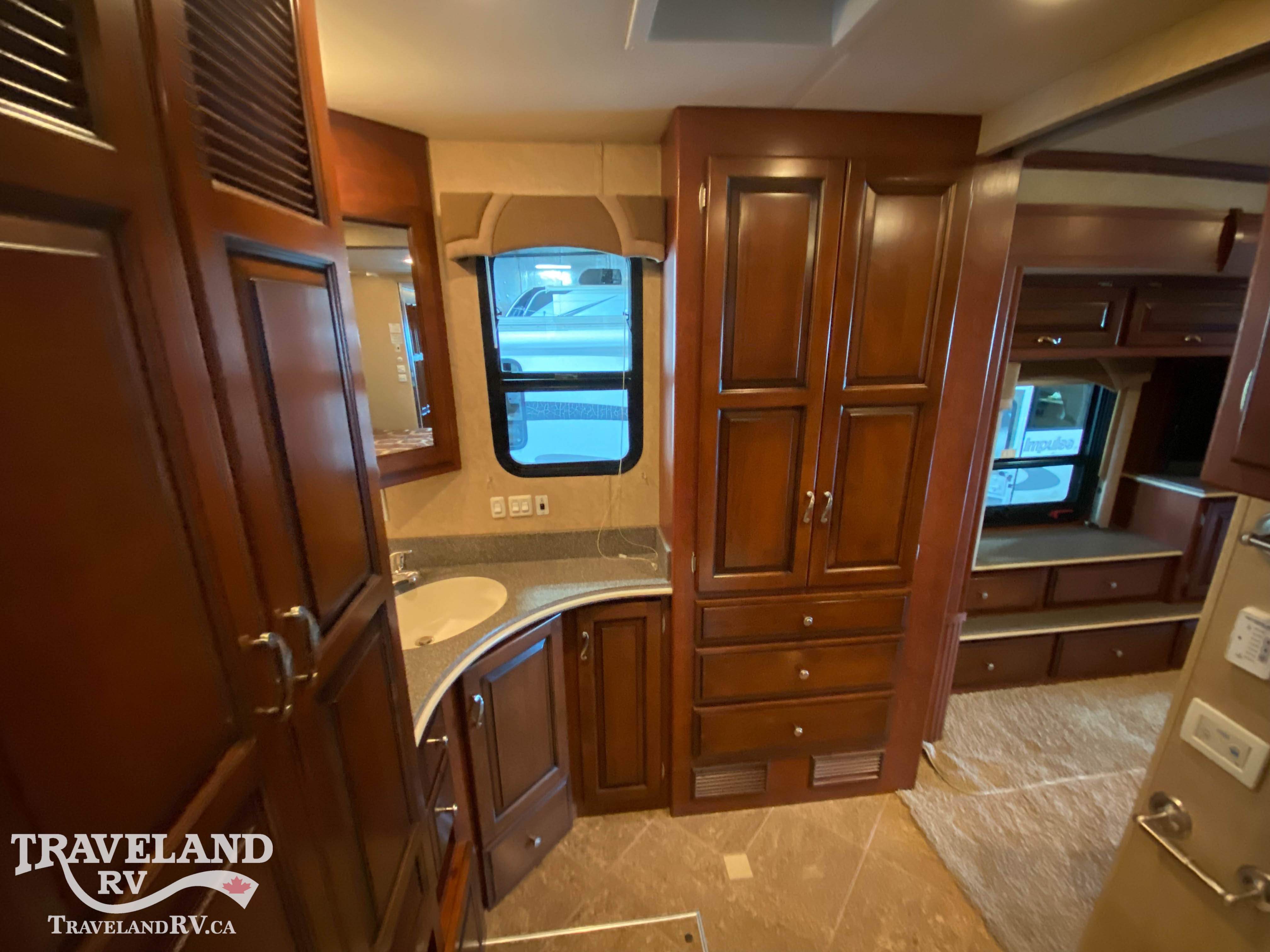 2011 NEWMAR VENTANA 3936 - Image 23
