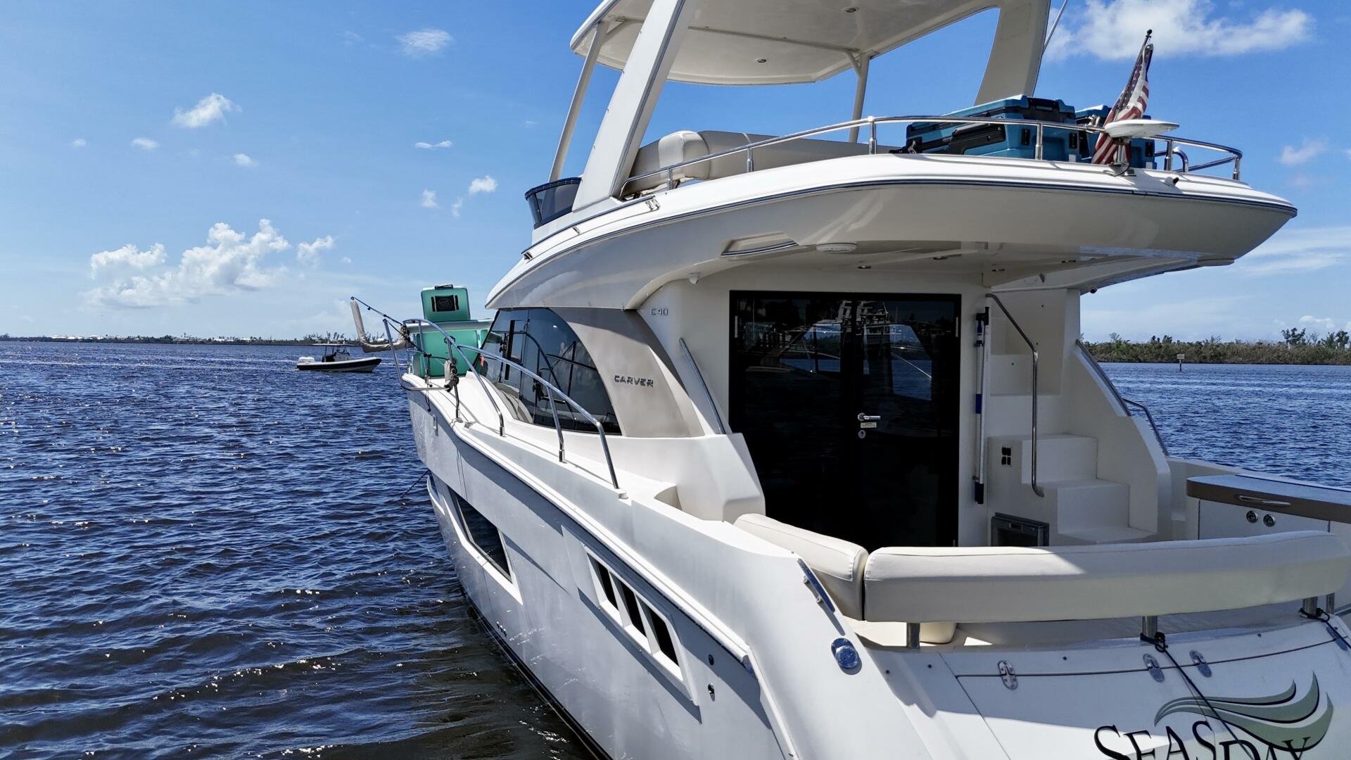 2017 Carver C40 - Image 7