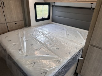 2027 Grand Design Lineage Series M 25FW - Image 25