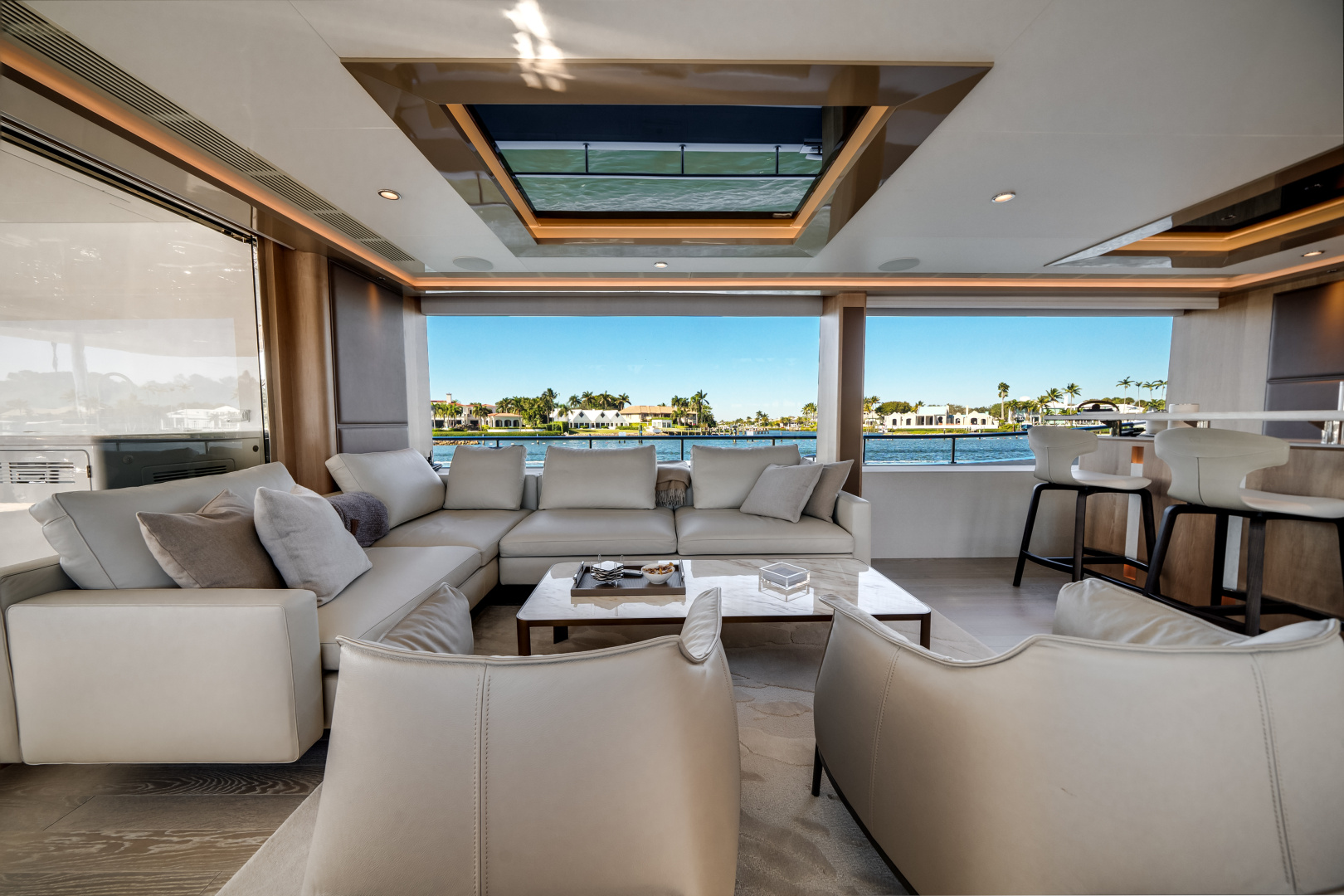 2025 Ocean Alexander 28L - Image 9
