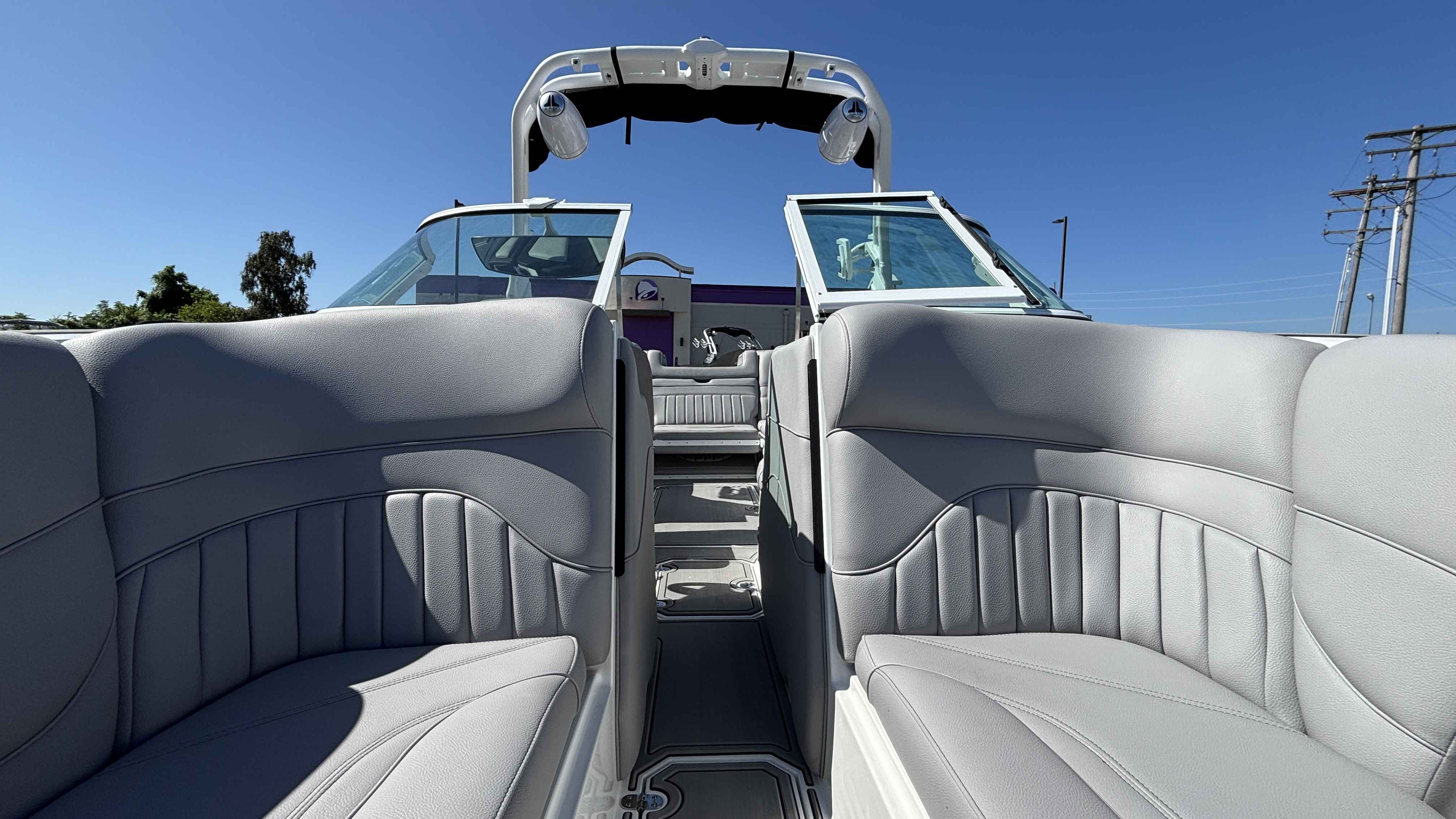 2025 MB Sports B52 25 Alpha - Image 46