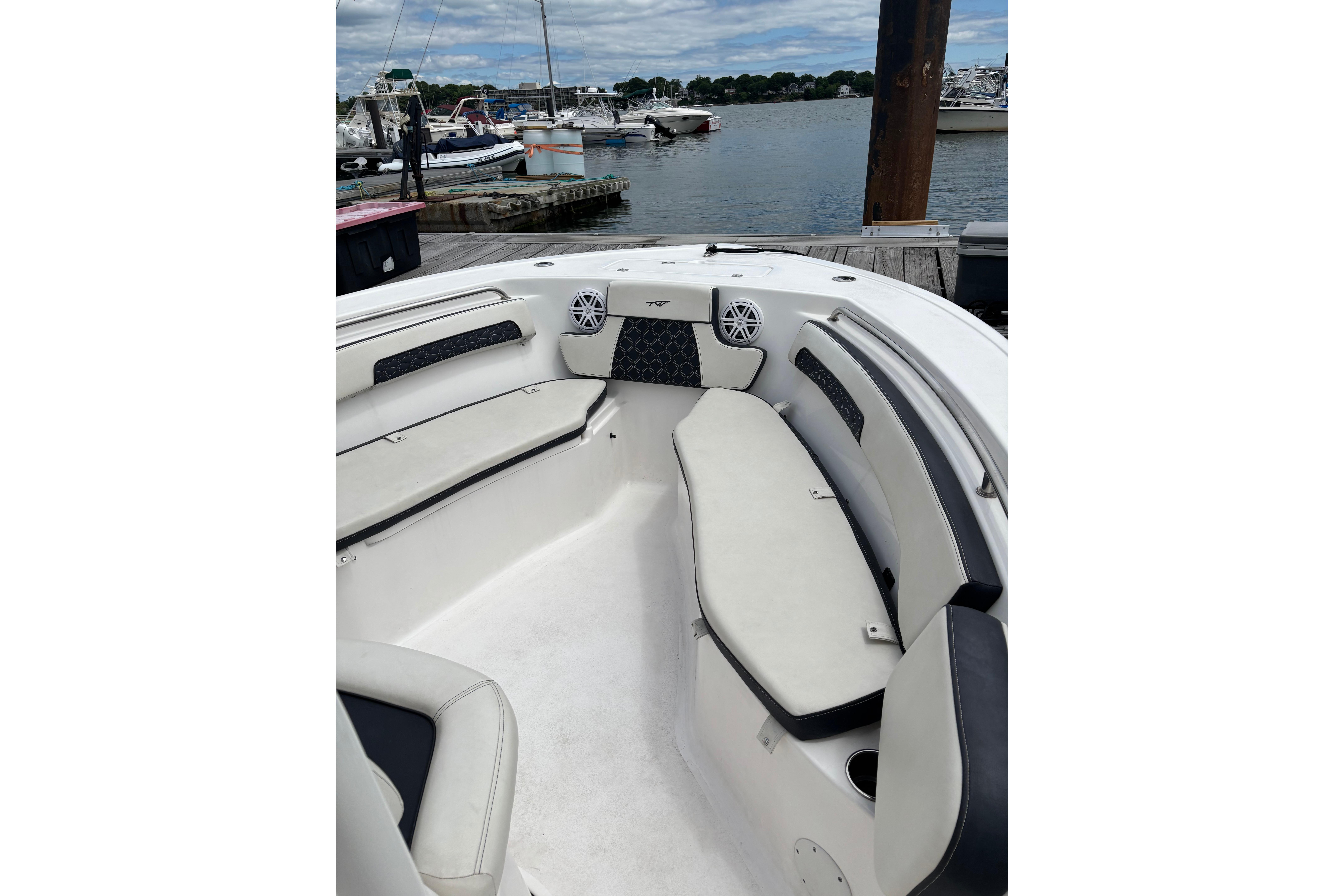 2024 Tidewater 220 CC Adventure - Image 13