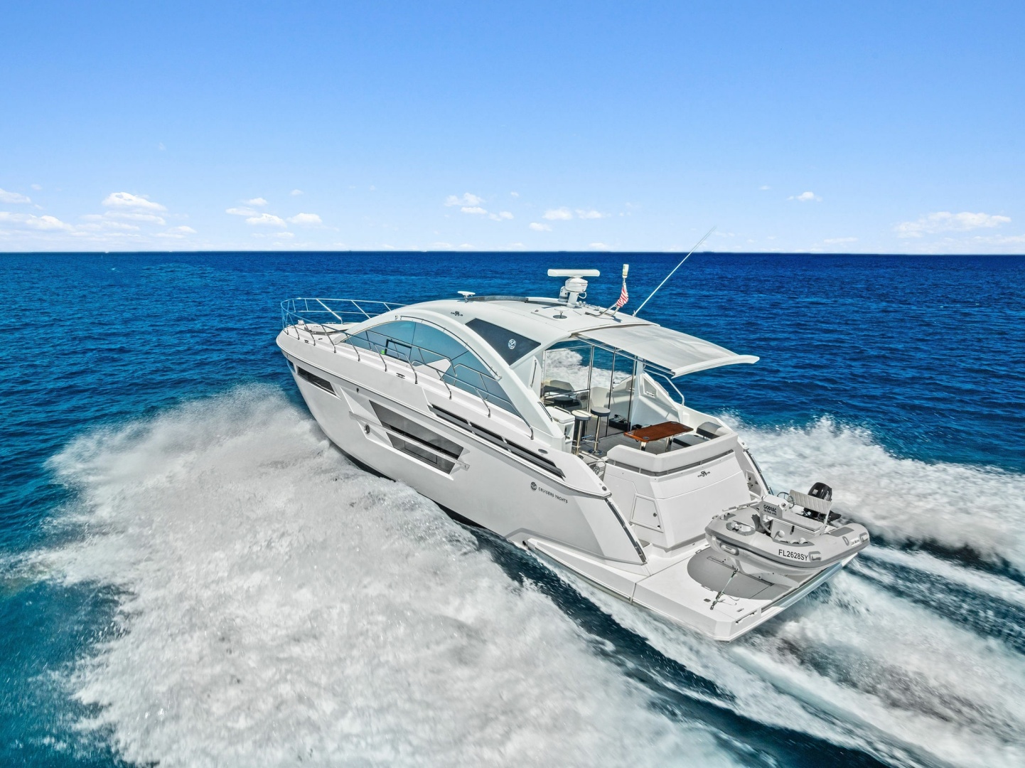 2019 Cruisers Yachts 54 Cantius - Image 15