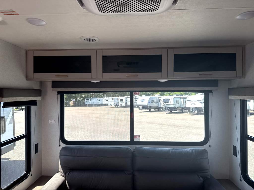 2027 JAYCO JAY FLIGHT 334RTS - Image 28
