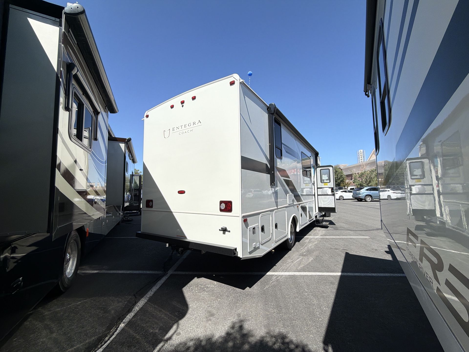 2026 Entegra Coach Vision SE 27ASE - Image 9