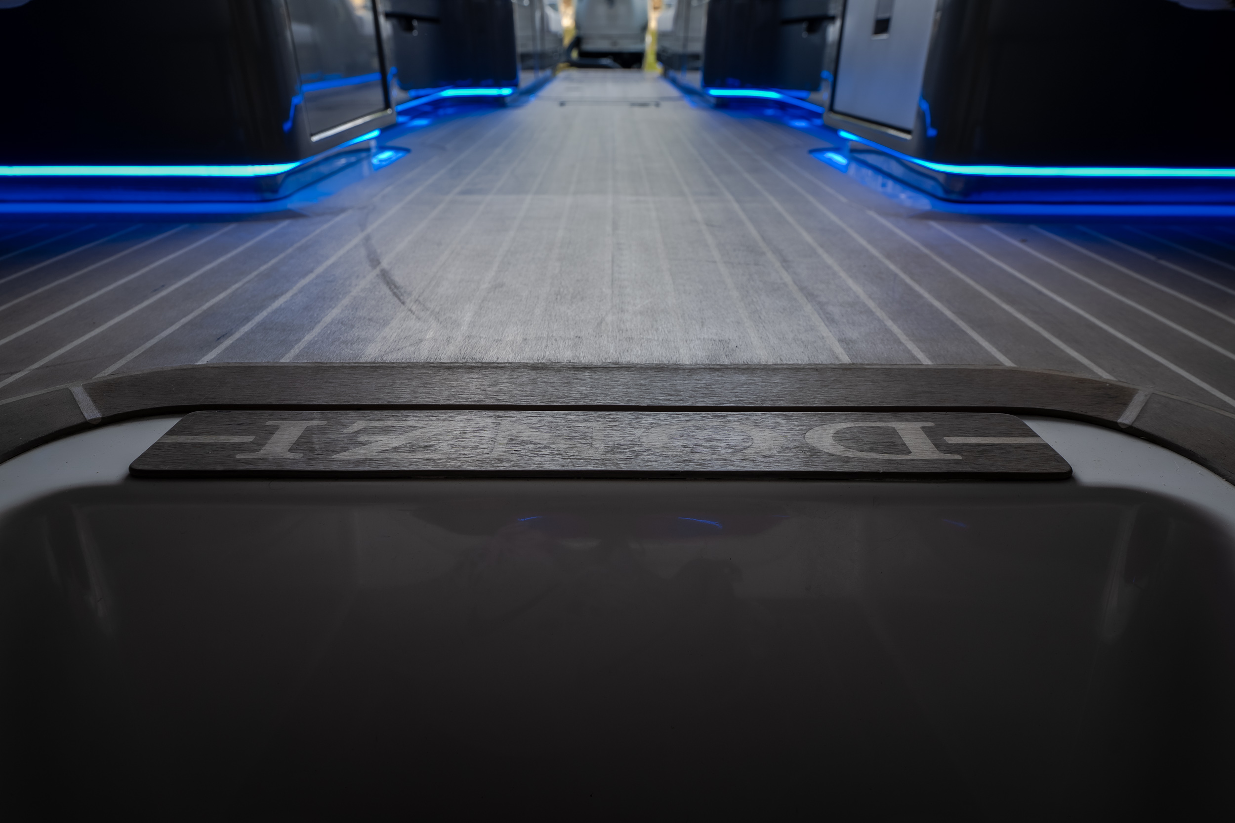 2019 Donzi 41 GT - Image 30