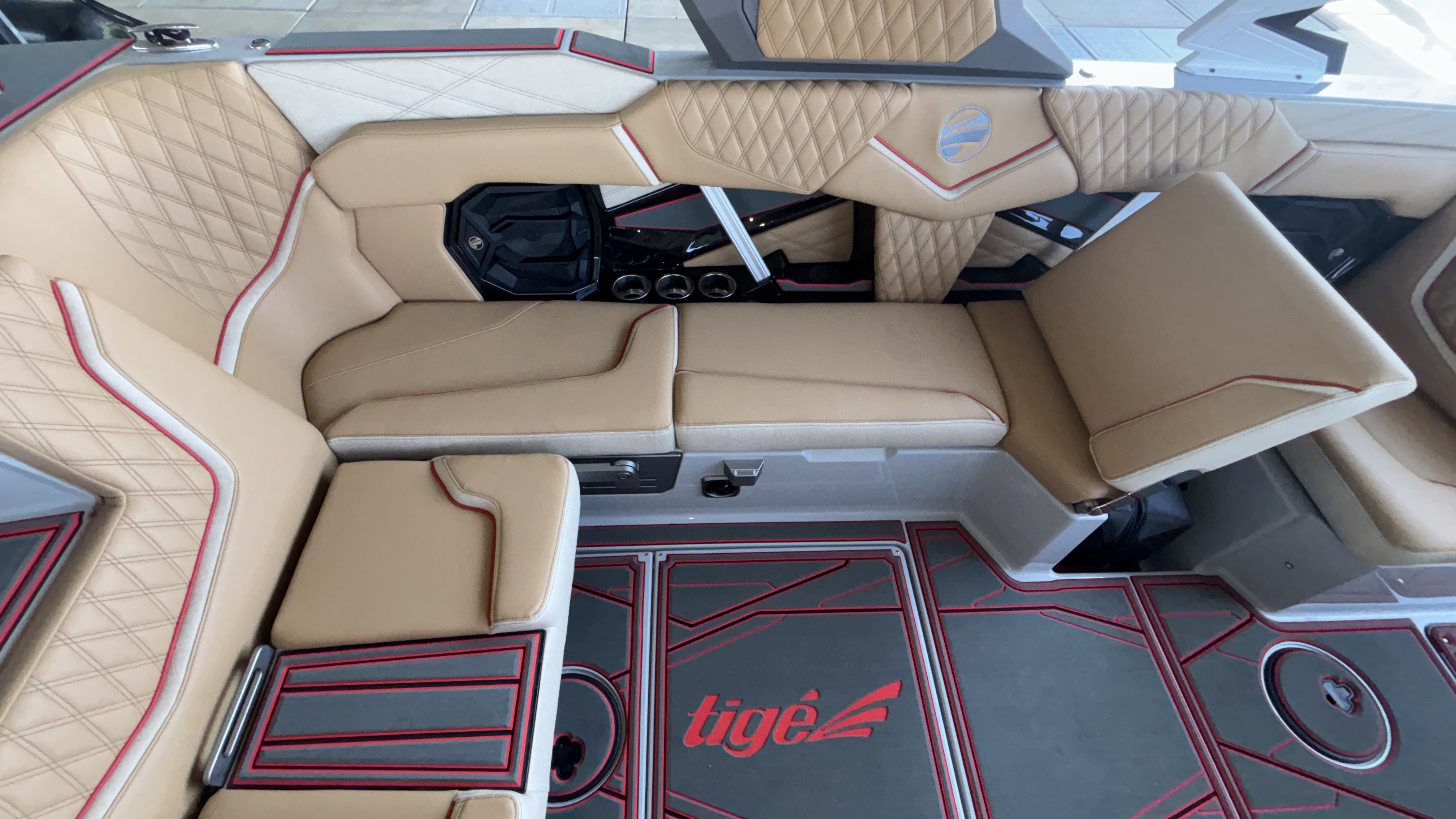 2026 Tigé 24RZX - Image 34