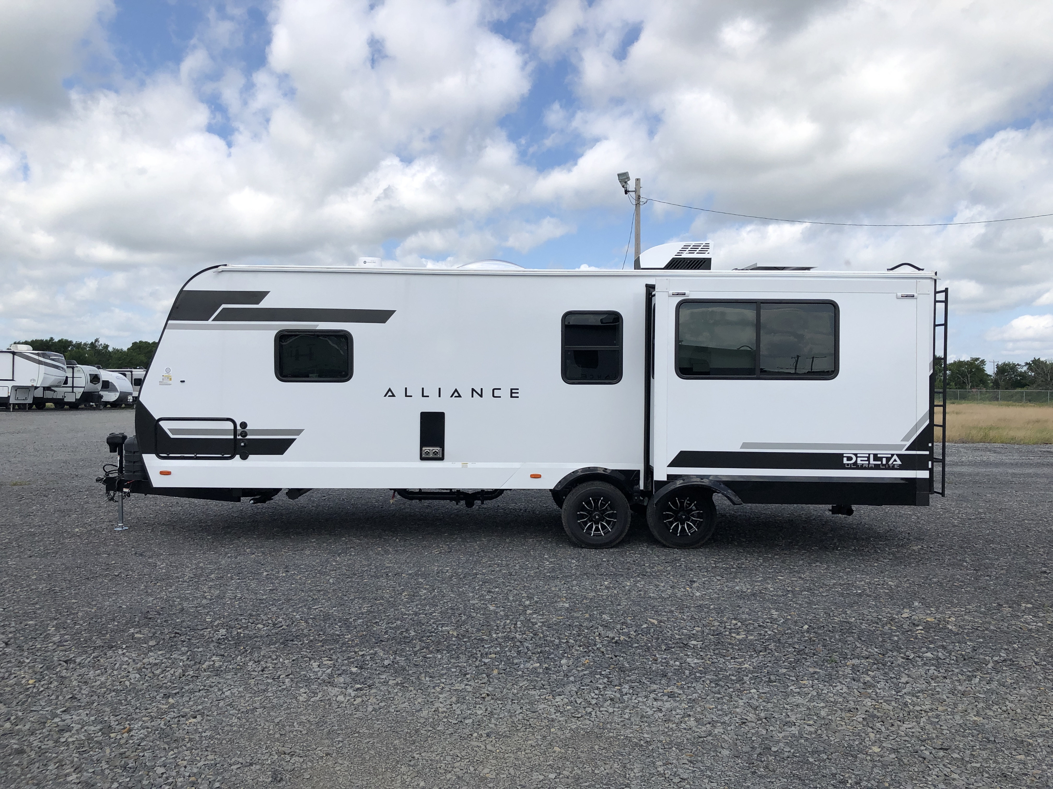 2027 Alliance RV Delta RE250 - Image 4