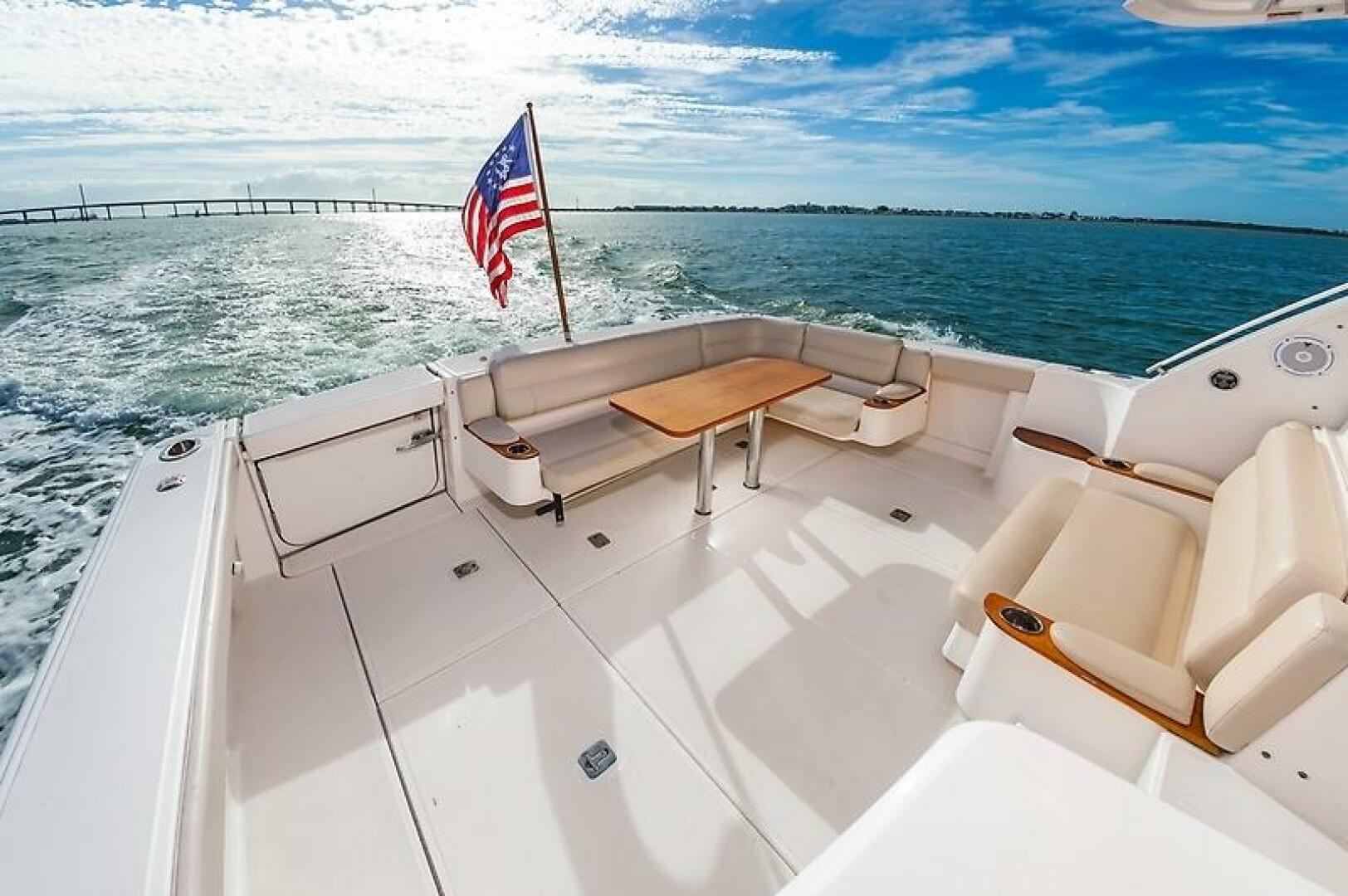 2015 Tiara Yachts 39 Coronet - Image 8