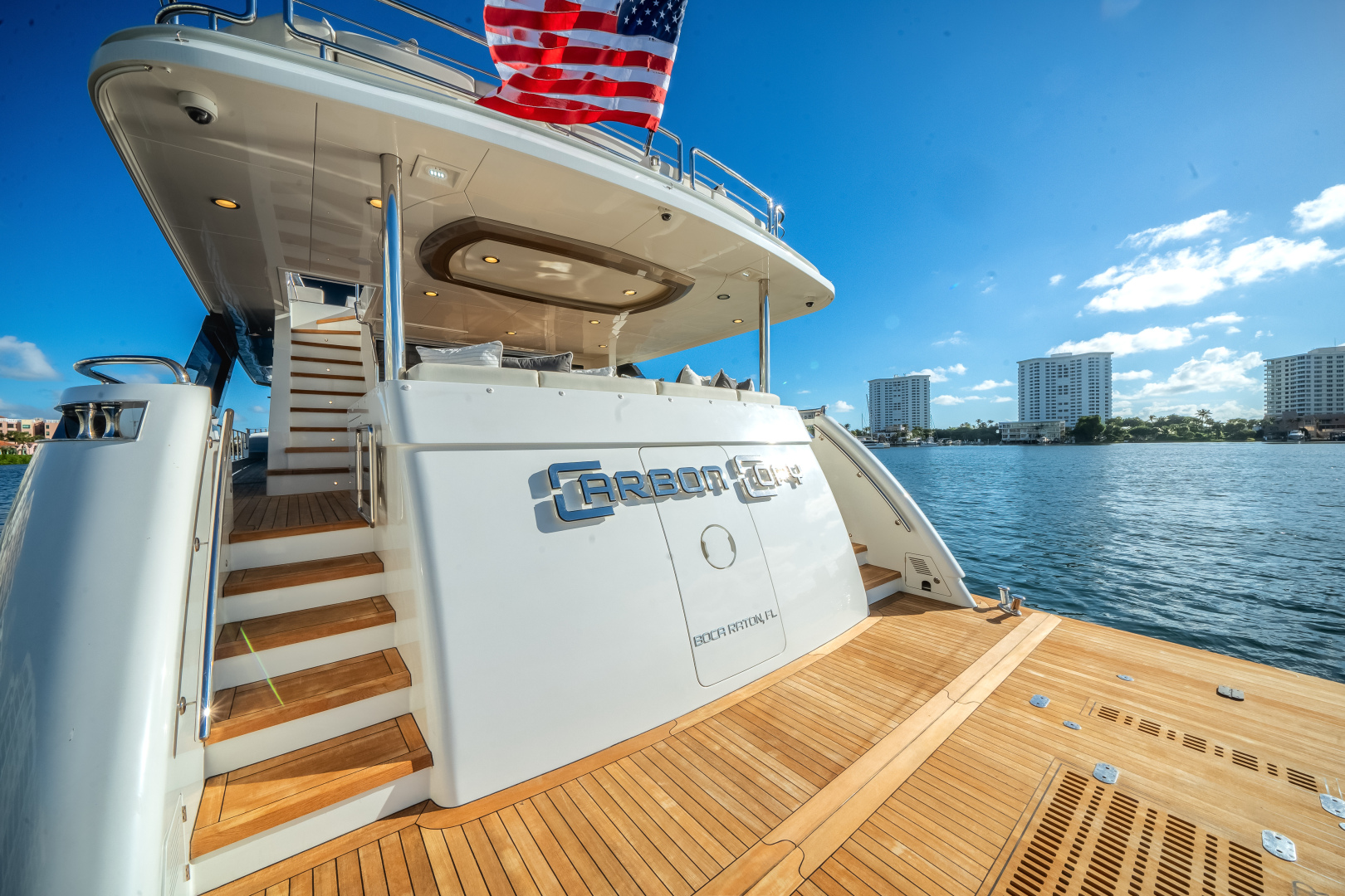 2022 Ocean Alexander 32L - Image 8