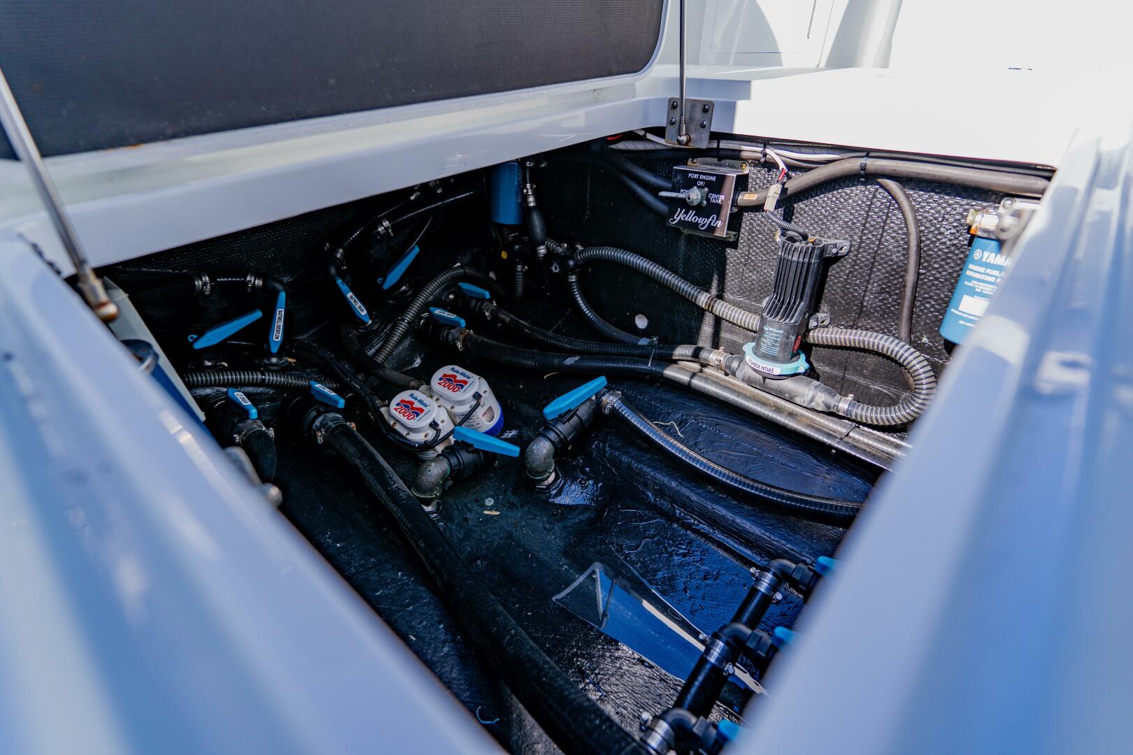 2025 Yellowfin 36 Offshore - Image 48