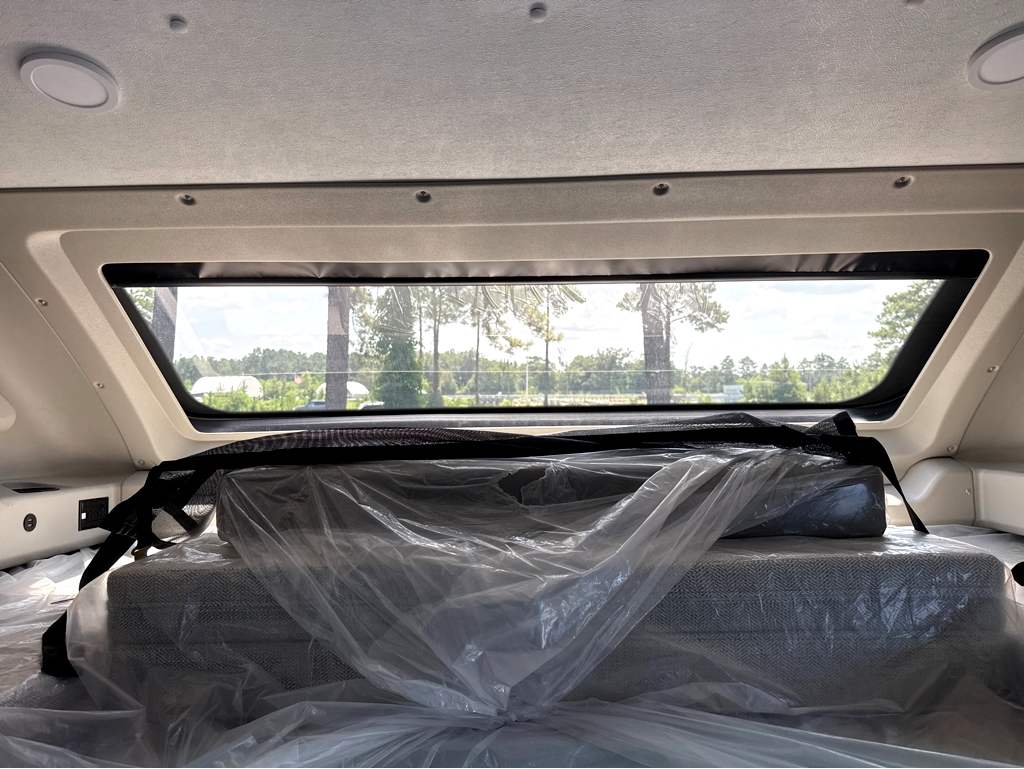2027 ENTEGRA COACH ODYSSEY 30Z - Image 12