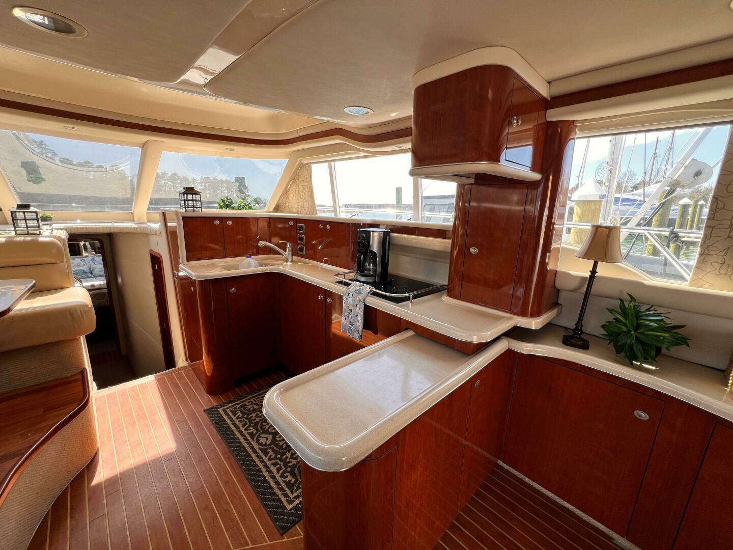 2004 Sea Ray 480 Sedan Bridge - Image 14