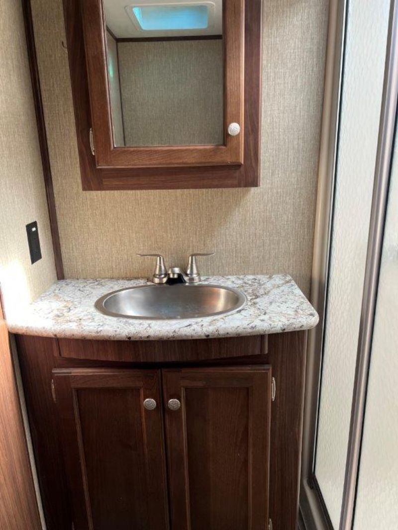 2018 Keystone Sprinter Limited 269FWRLS - Image 8