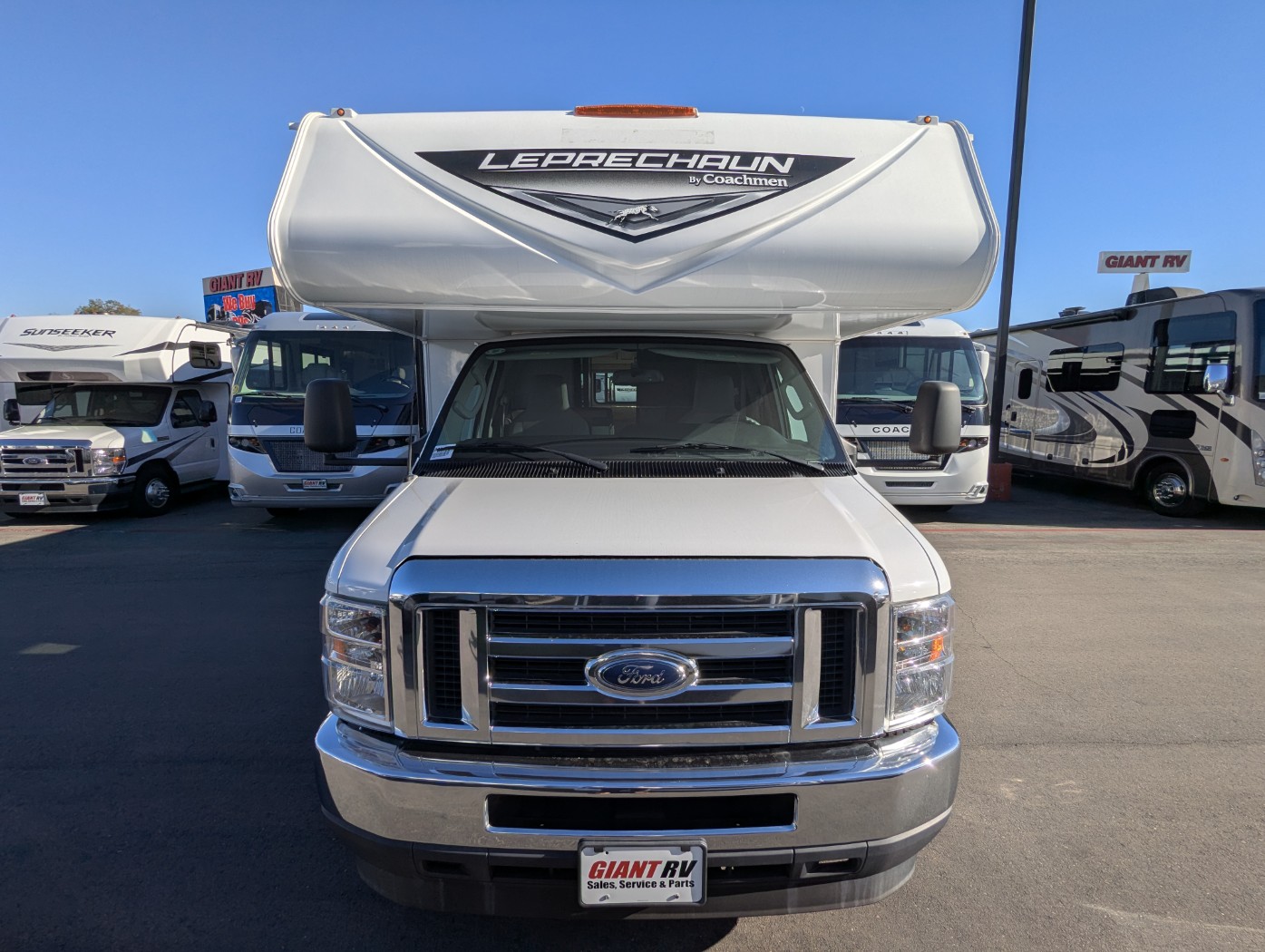 2025 Coachmen Leprechaun 260QB - Ford E-450 - Image 2
