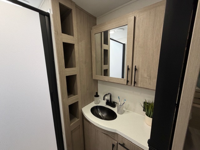 2026 Grand Design Imagine 3100RD - Image 23