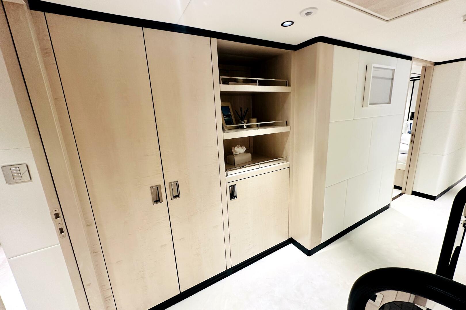 2024 Majesty Yachts 120 - Image 34
