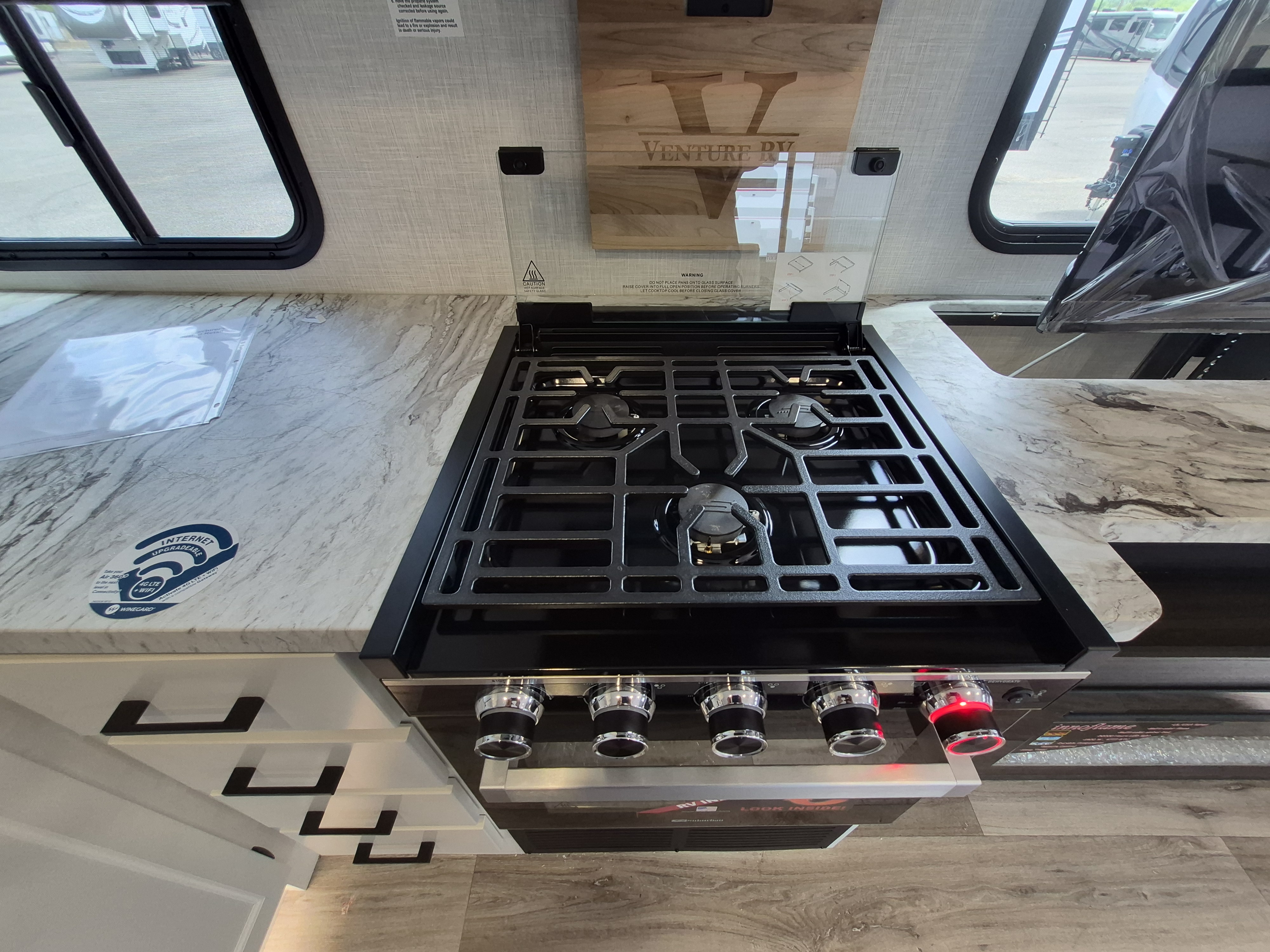 2026 VENTURE RV SPORTTREK 271VBH - Image 22