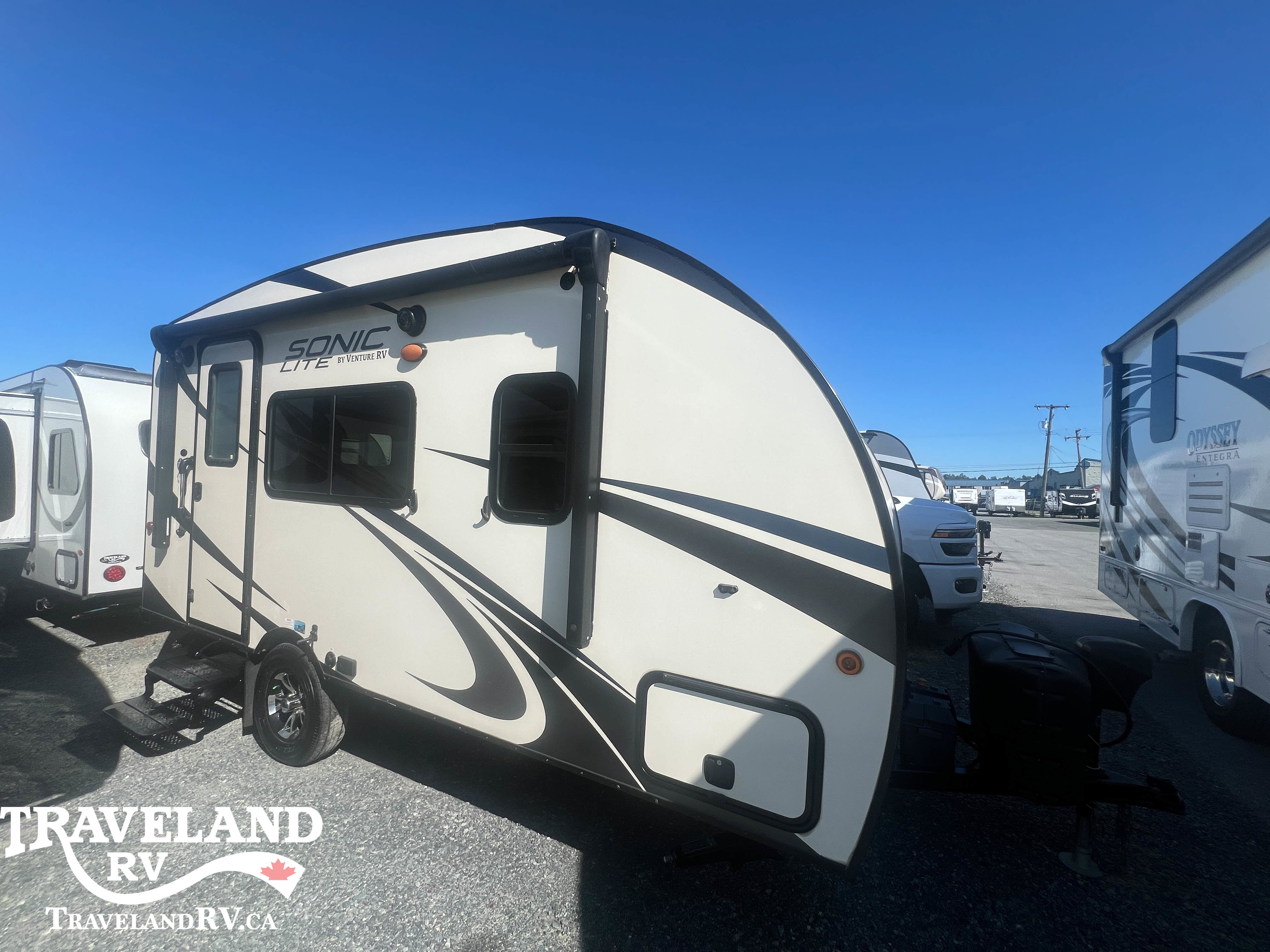 2017 Venture RV Sonic Lite SL149VML - Image 1