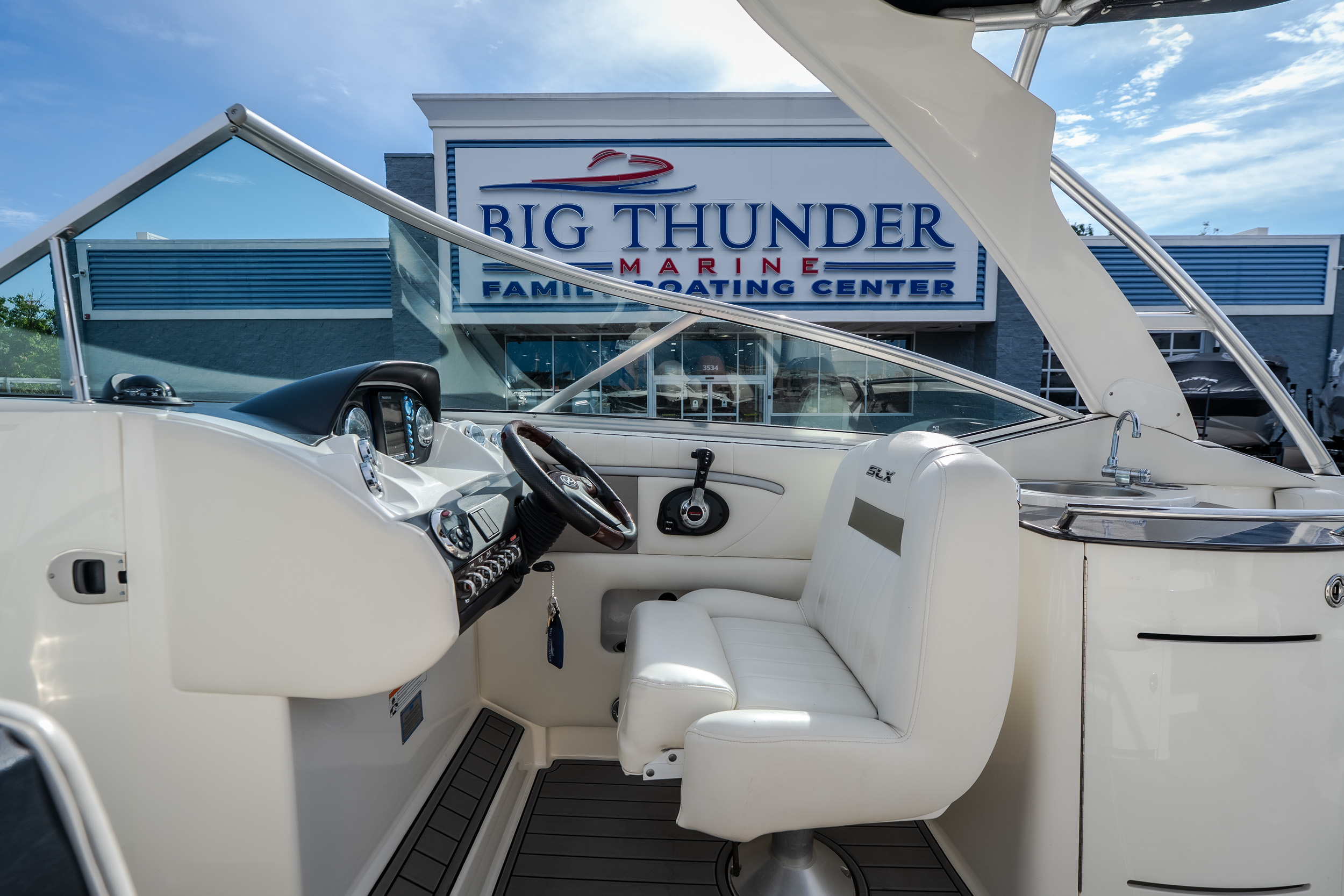 2006 Sea Ray 270 SLX - Image 24