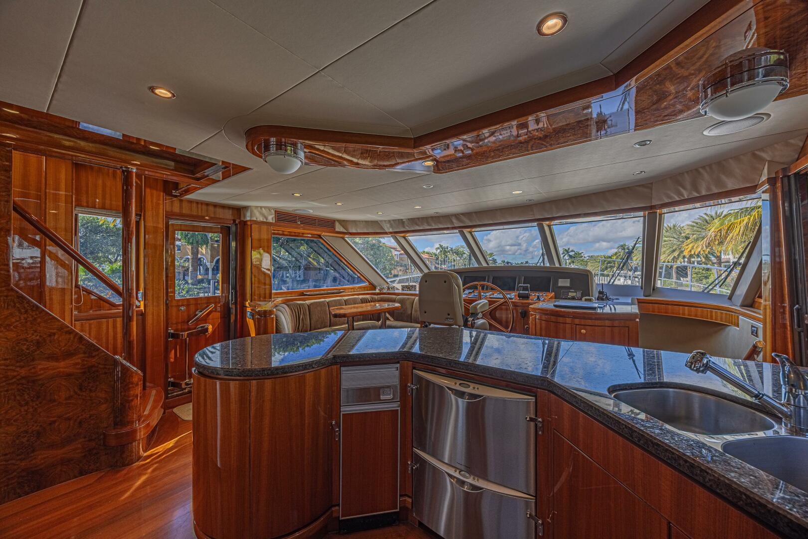 2010 Ocean Alexander 74 Motoryacht - Image 34