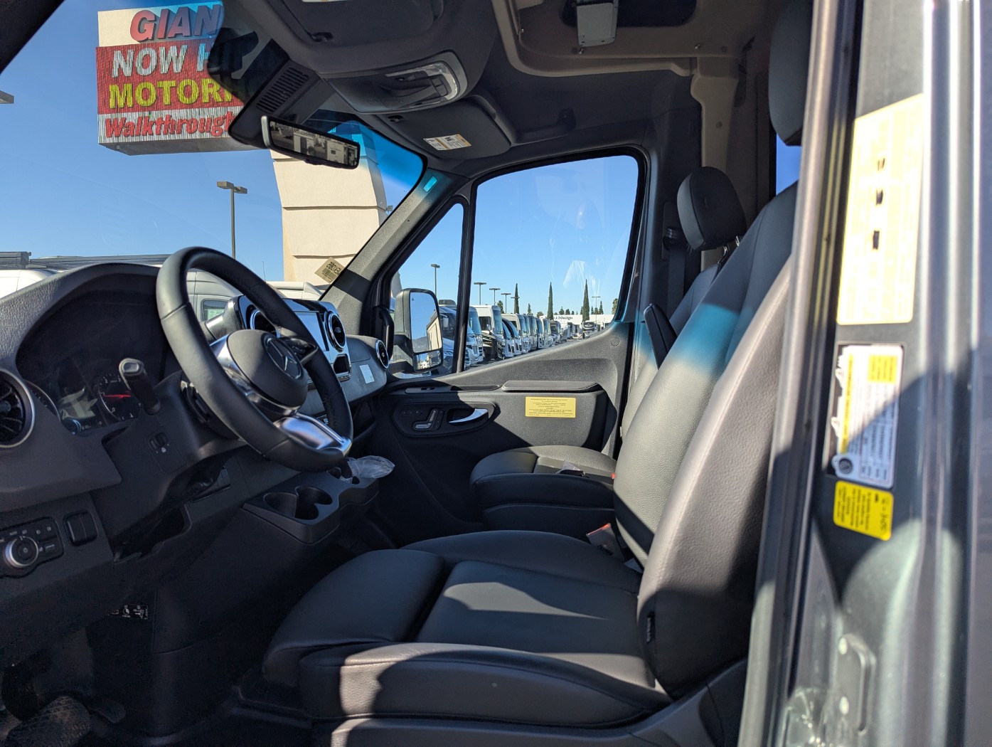 2026 Winnebago EKKO Sprinter 23B AWD - ATH Edition - Image 8