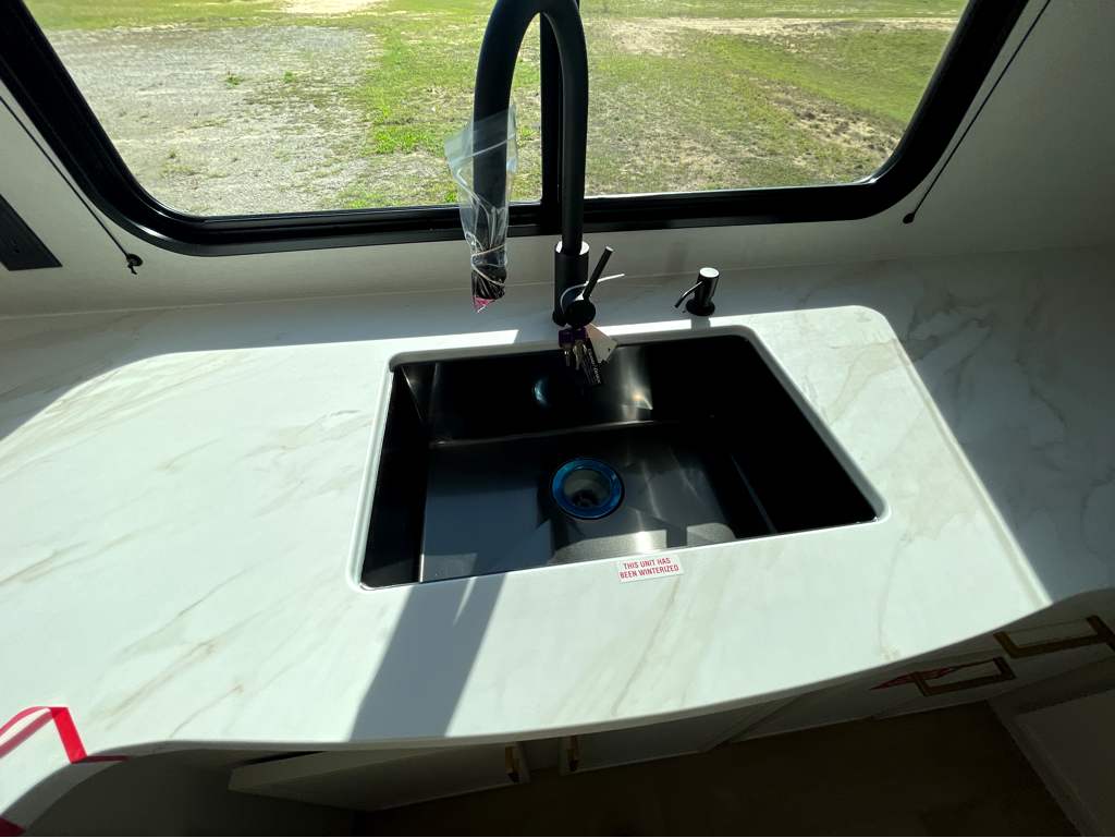 2026 GRAND DESIGN TRANSCEND 285RKT - Image 21
