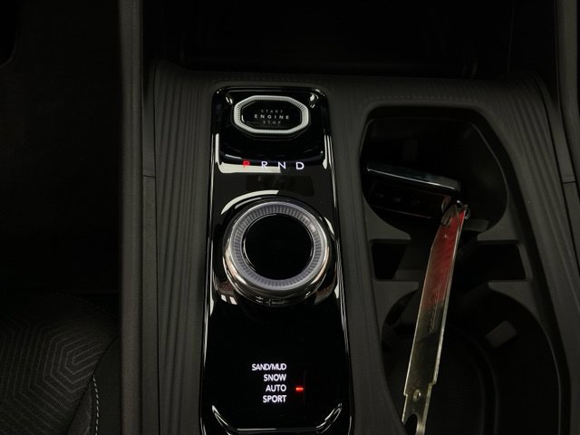 2026 Jeep Cherokee LAREDO 4X4 - Image 36