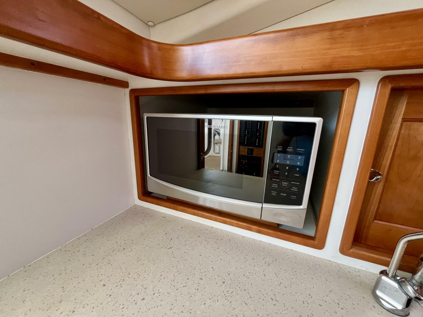 2019 MJM 35z - Image 59