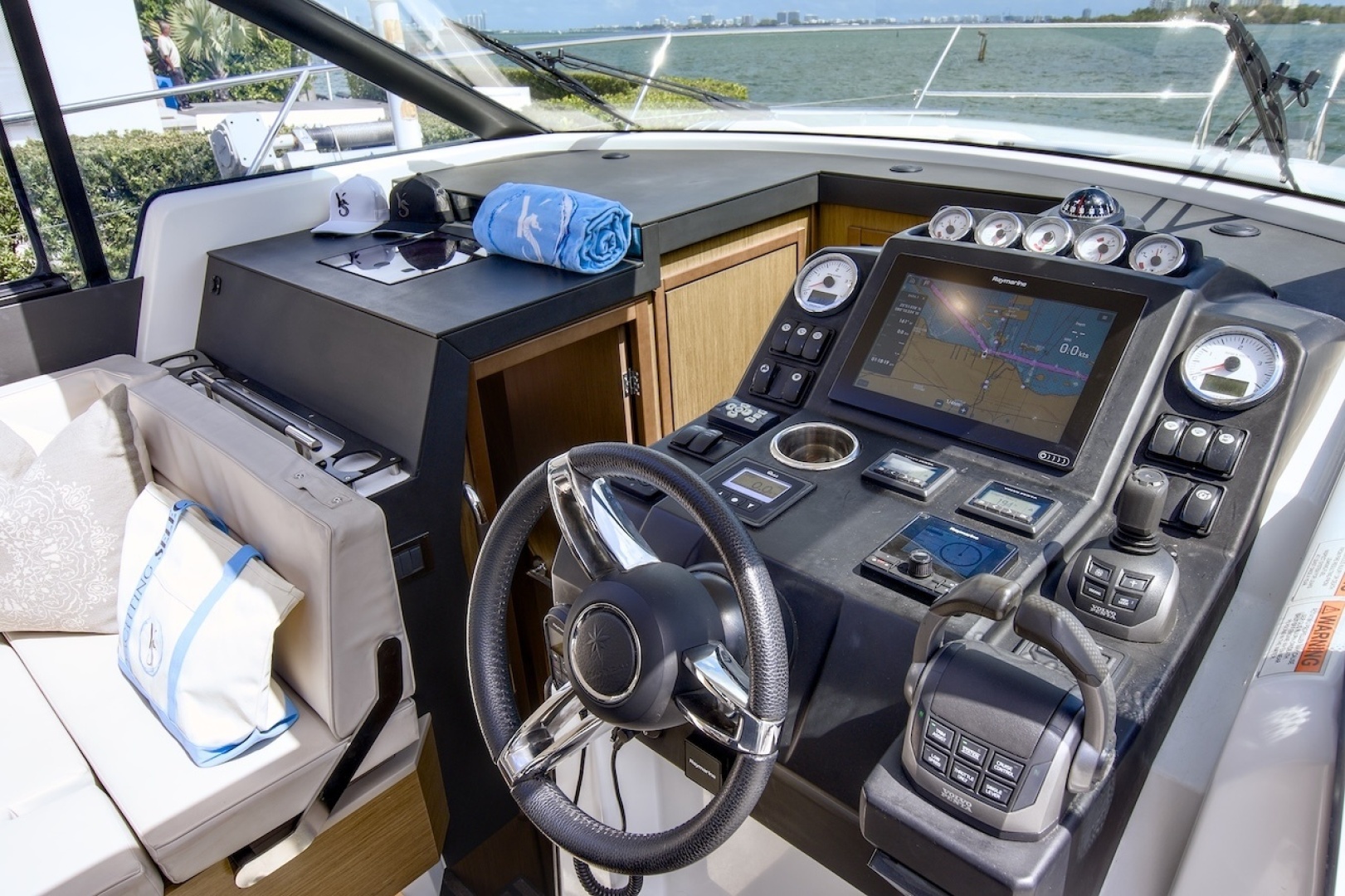 2020 Jeanneau NC37 - Image 18