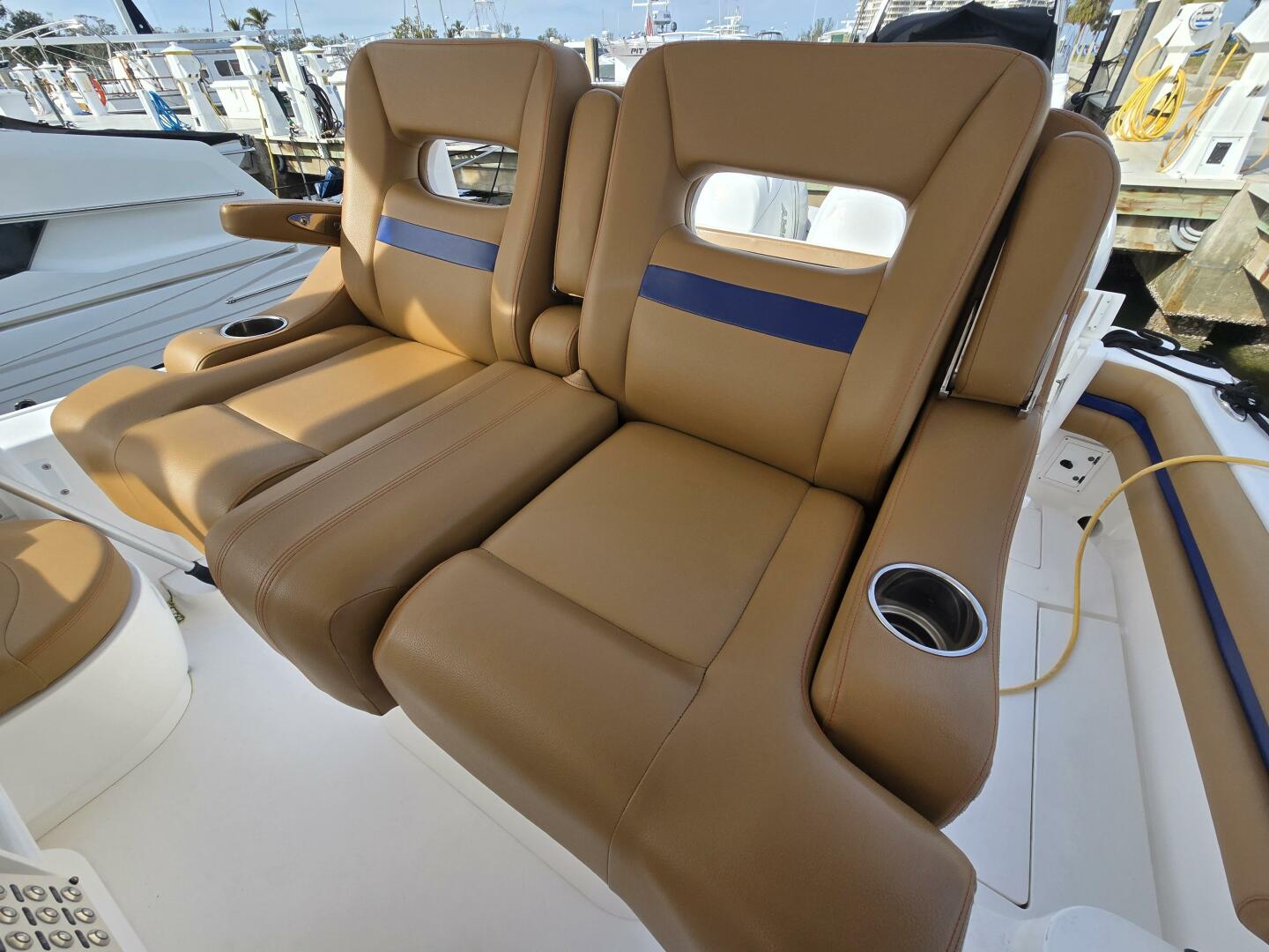 2018 Intrepid 375 Walkaround - Image 14