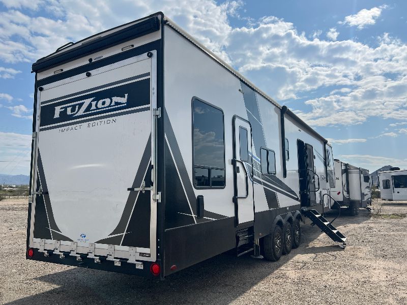 2025 Keystone Fuzion Impact 415 - Image 3