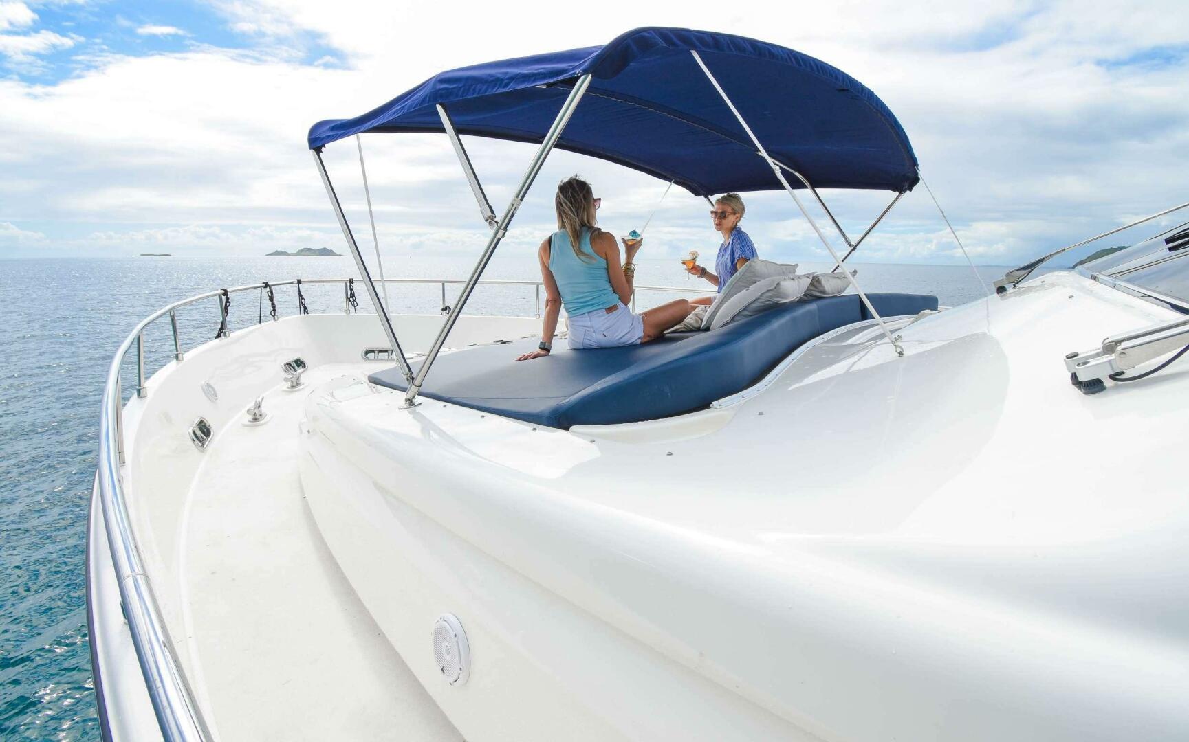 2006 Ferretti Yachts 881 - Image 3