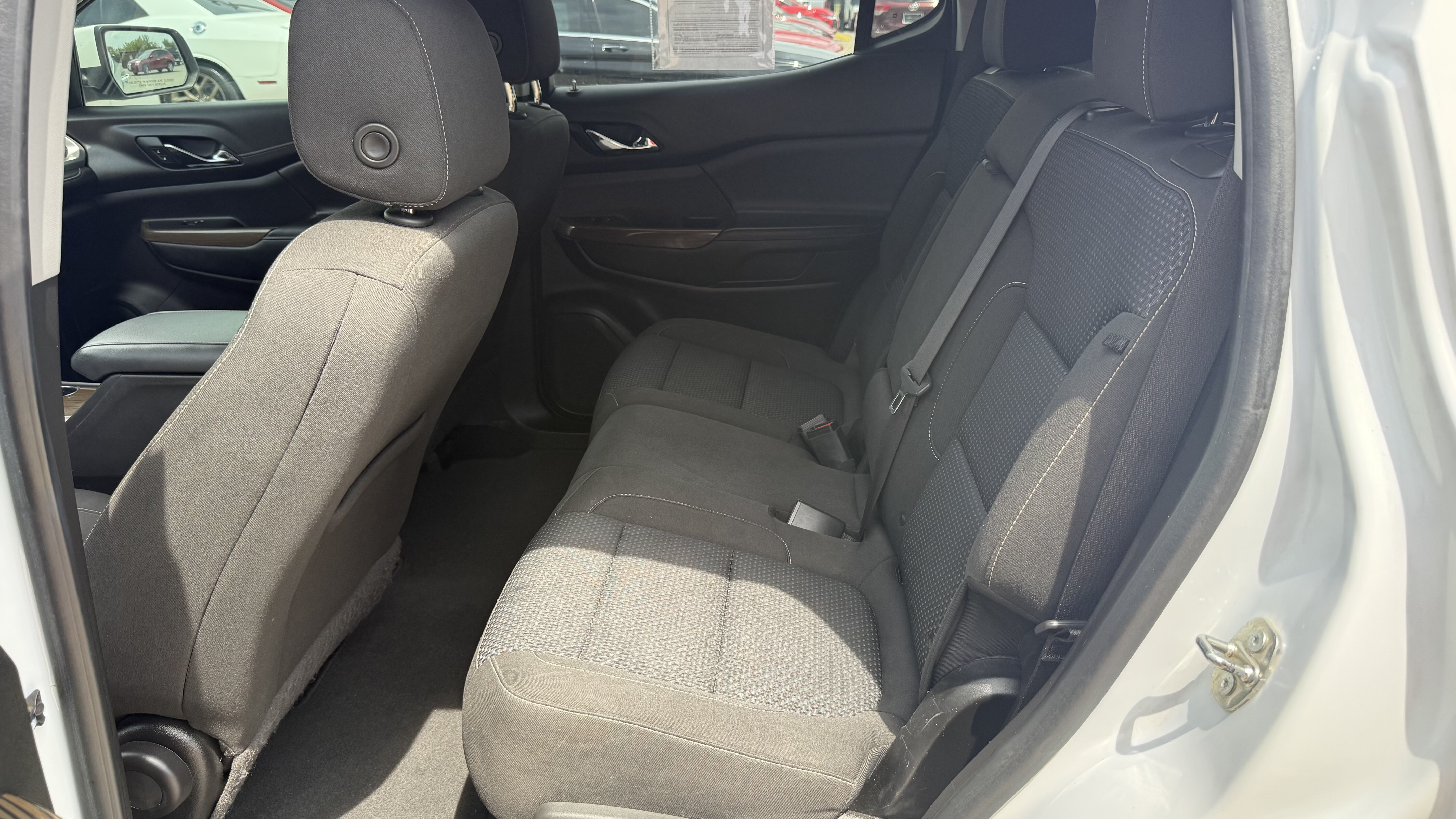 2020 GMC ACADIA-V6 Wagon 4D Denali 2WD - Image 24