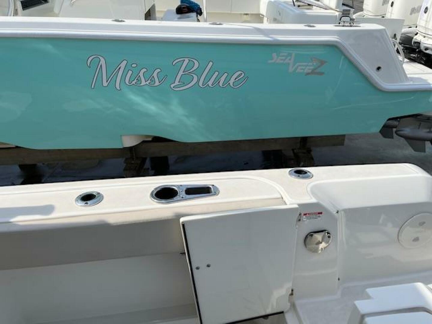 2018 Boston Whaler 270 Vantage - Image 31