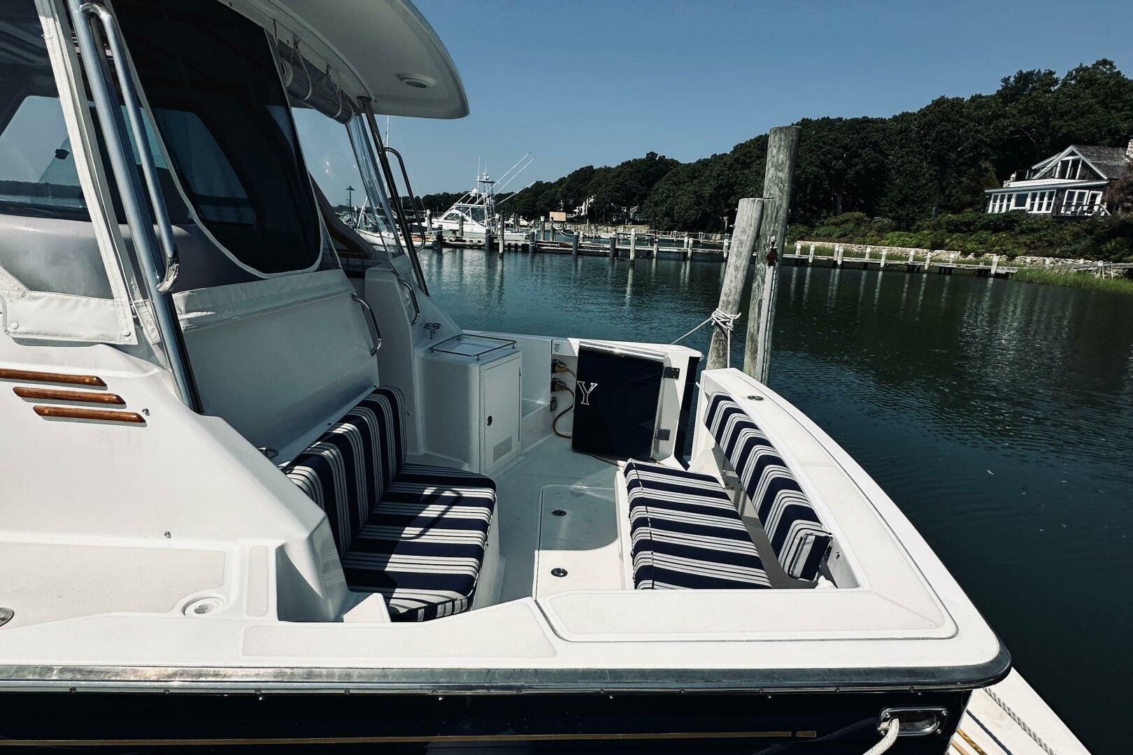 2007 Sabre 34 Express - Image 10