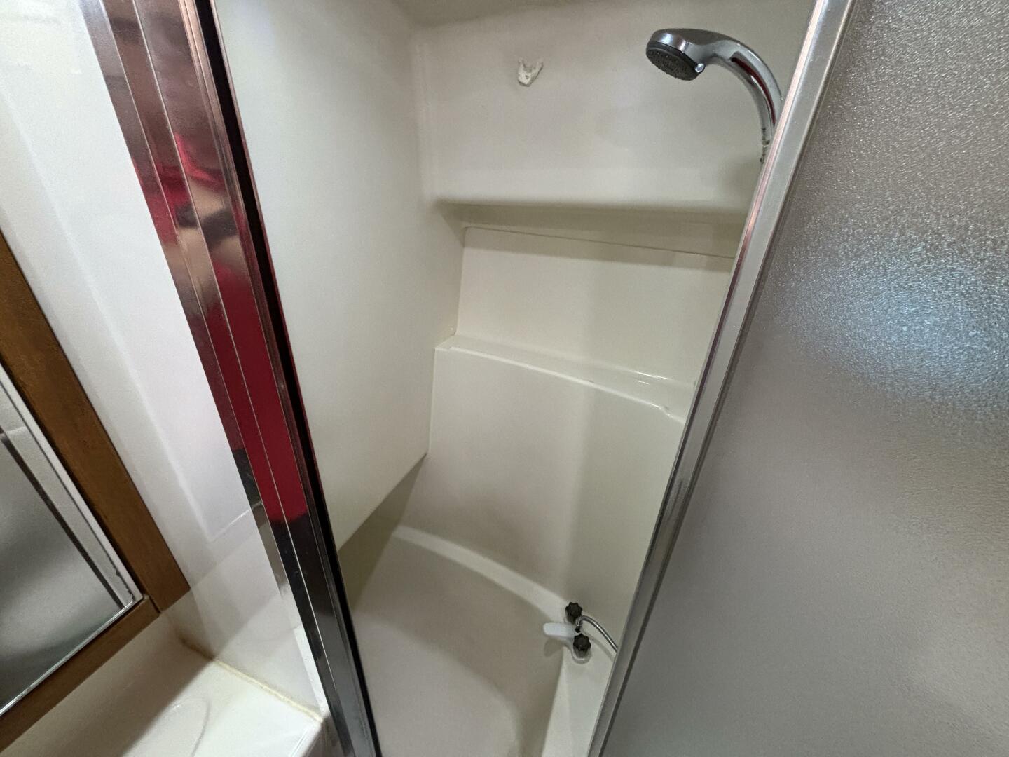 2000 Bayliner 3788 Command Bridge - Image 21
